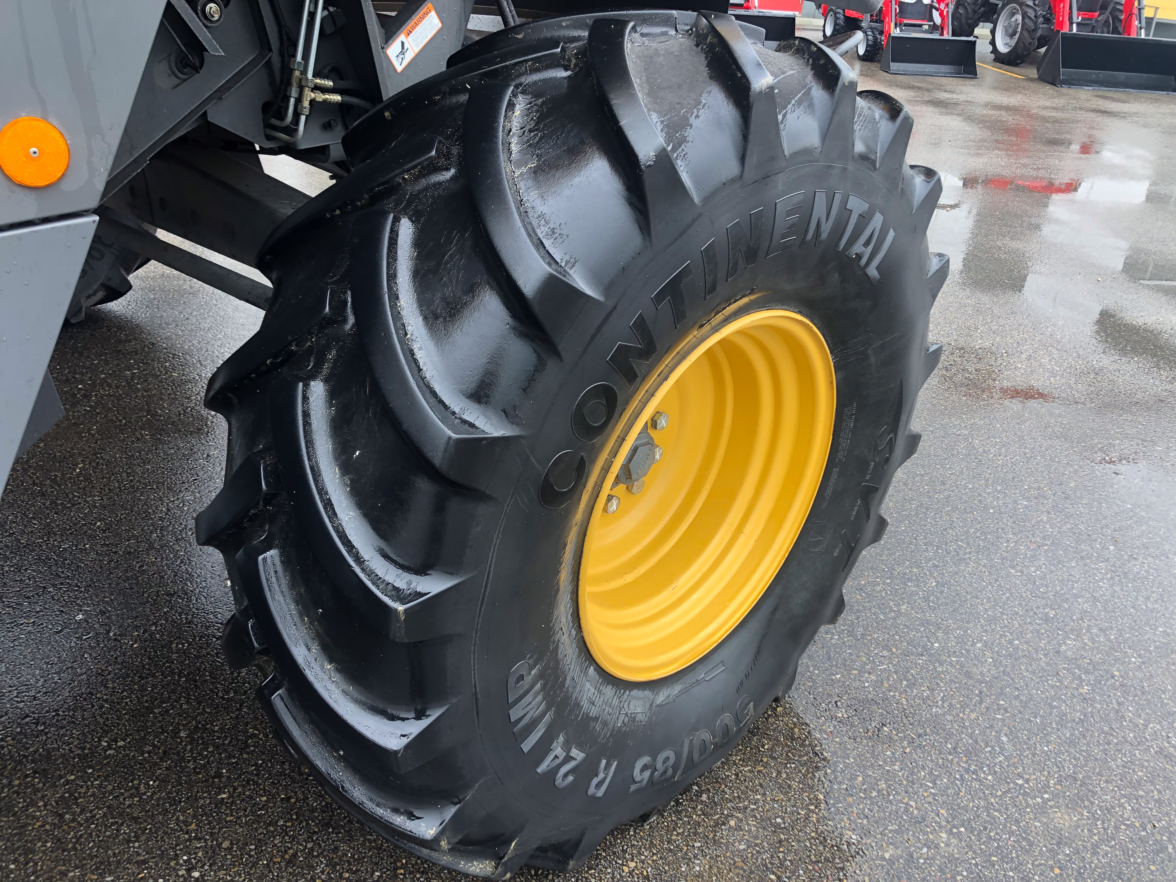 2005 Lexion 560 Combine