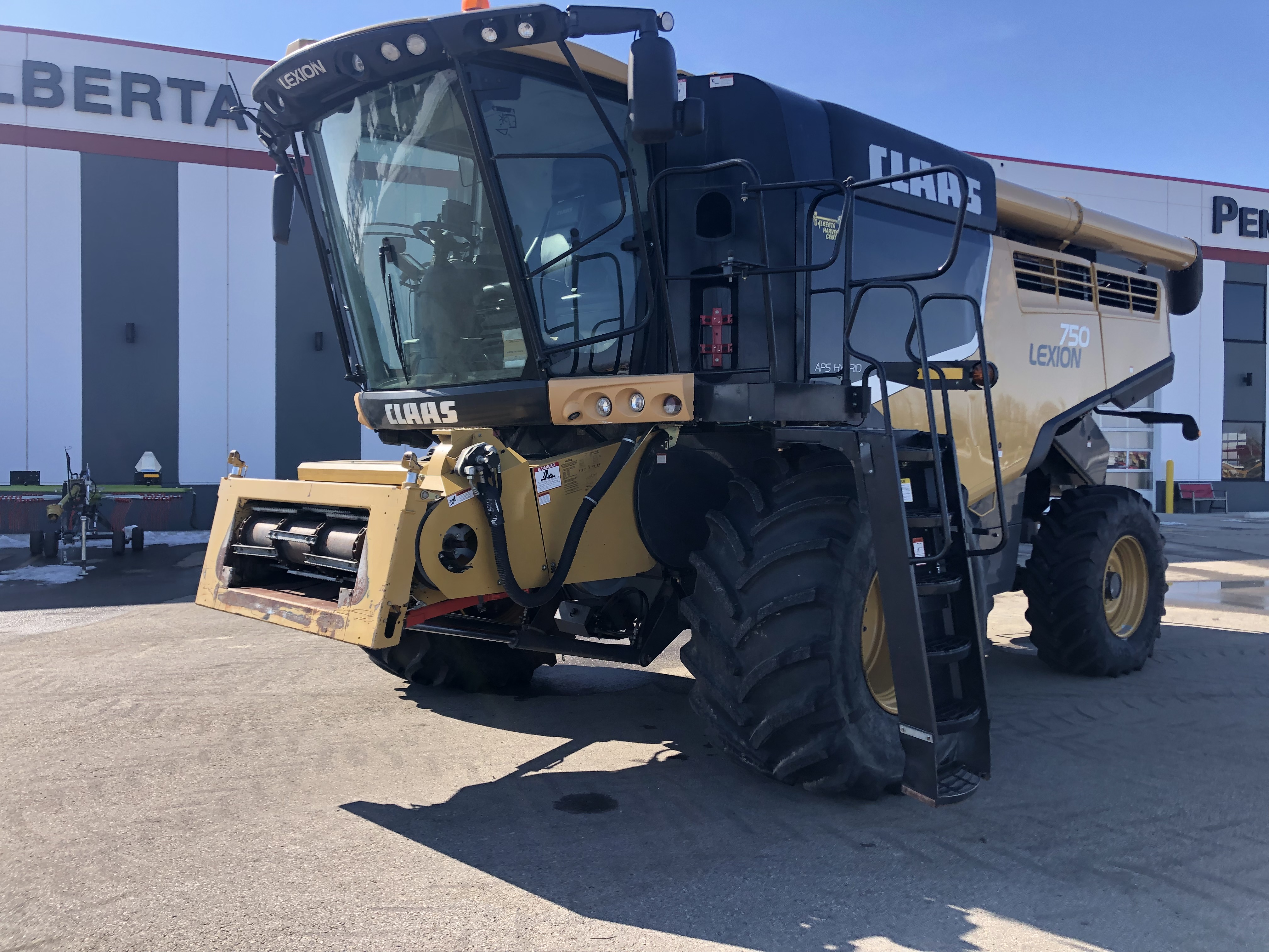 2014 CLAAS Lexion 750 Combine