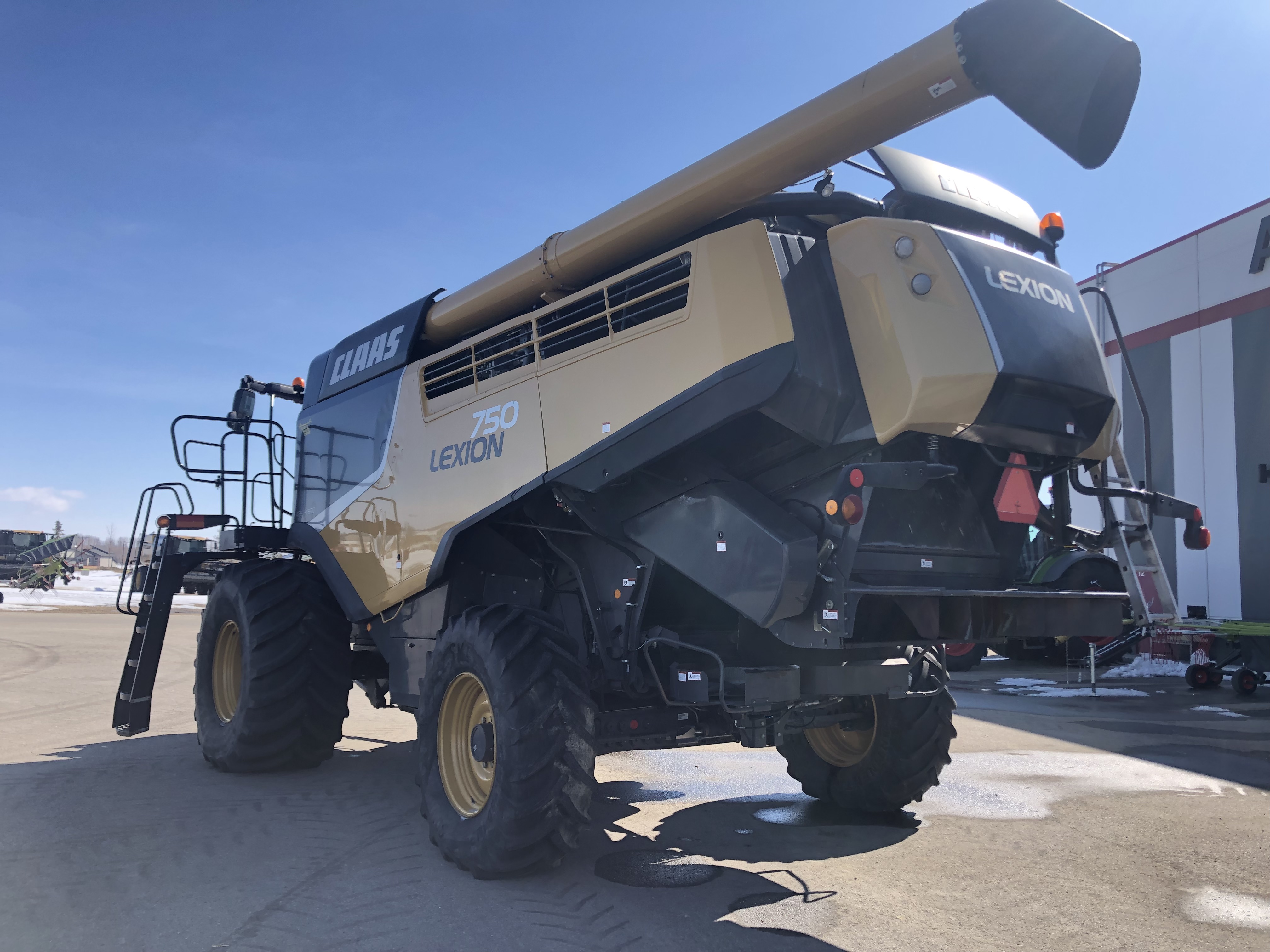 2014 CLAAS Lexion 750 Combine