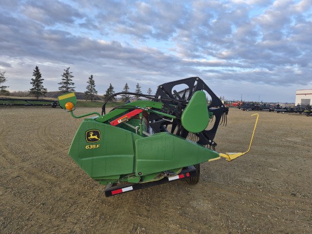 2016 John Deere 635F Header Combine