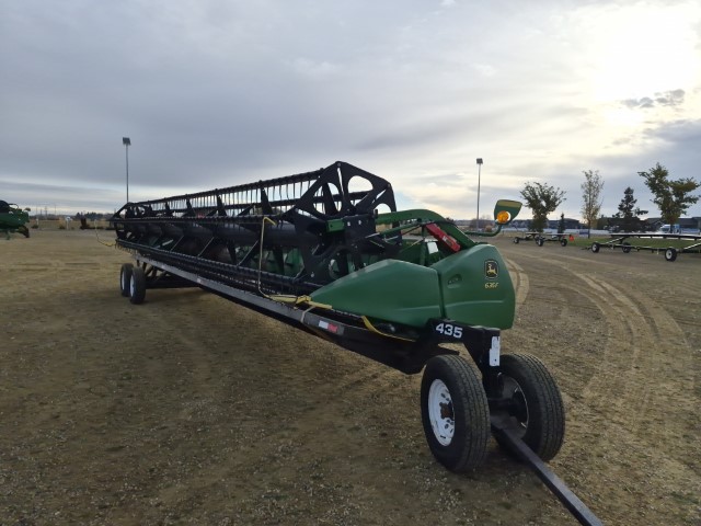 2016 John Deere 635F Header Combine