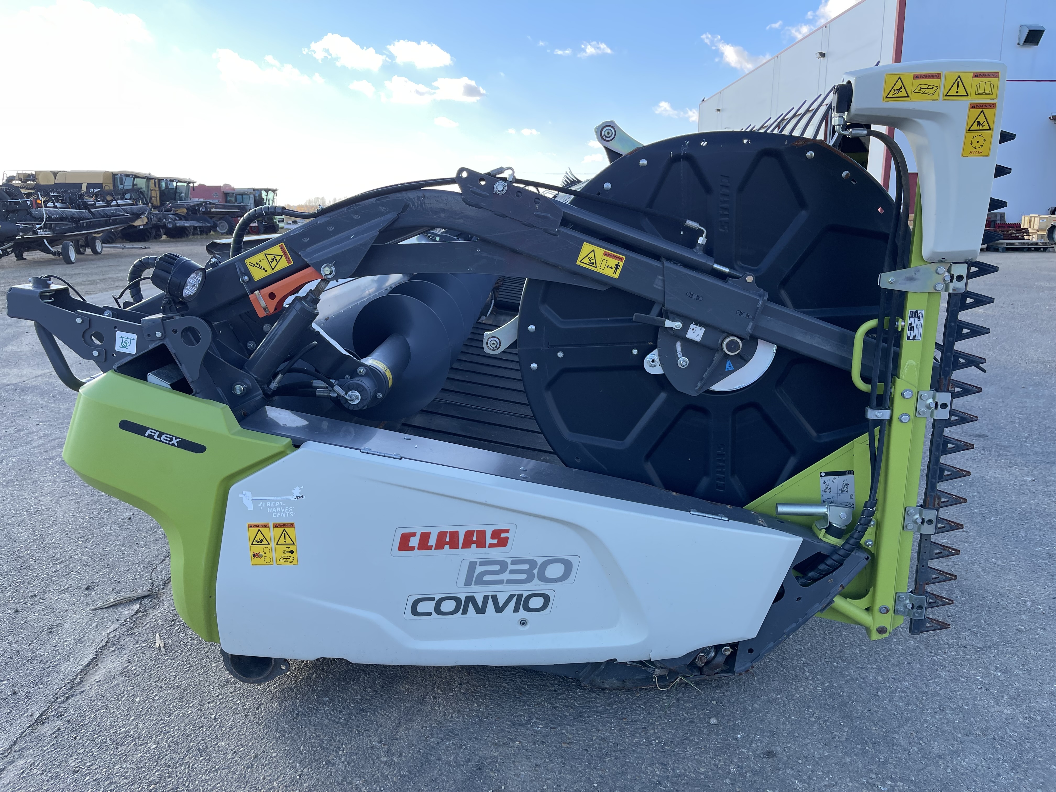 2020 CLAAS Convio Flex 1230 Header Combine