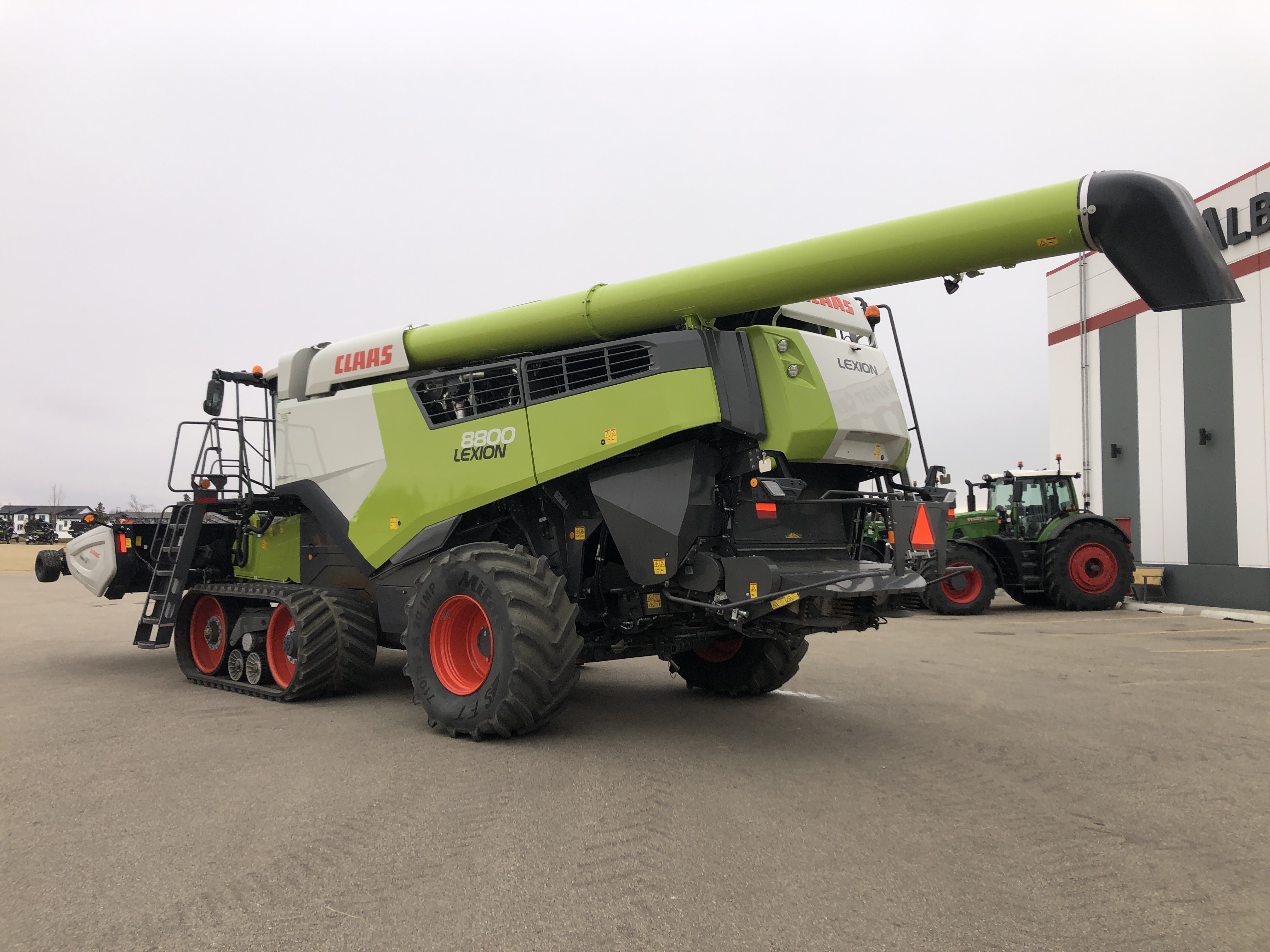 2022 CLAAS 8800TT Combine