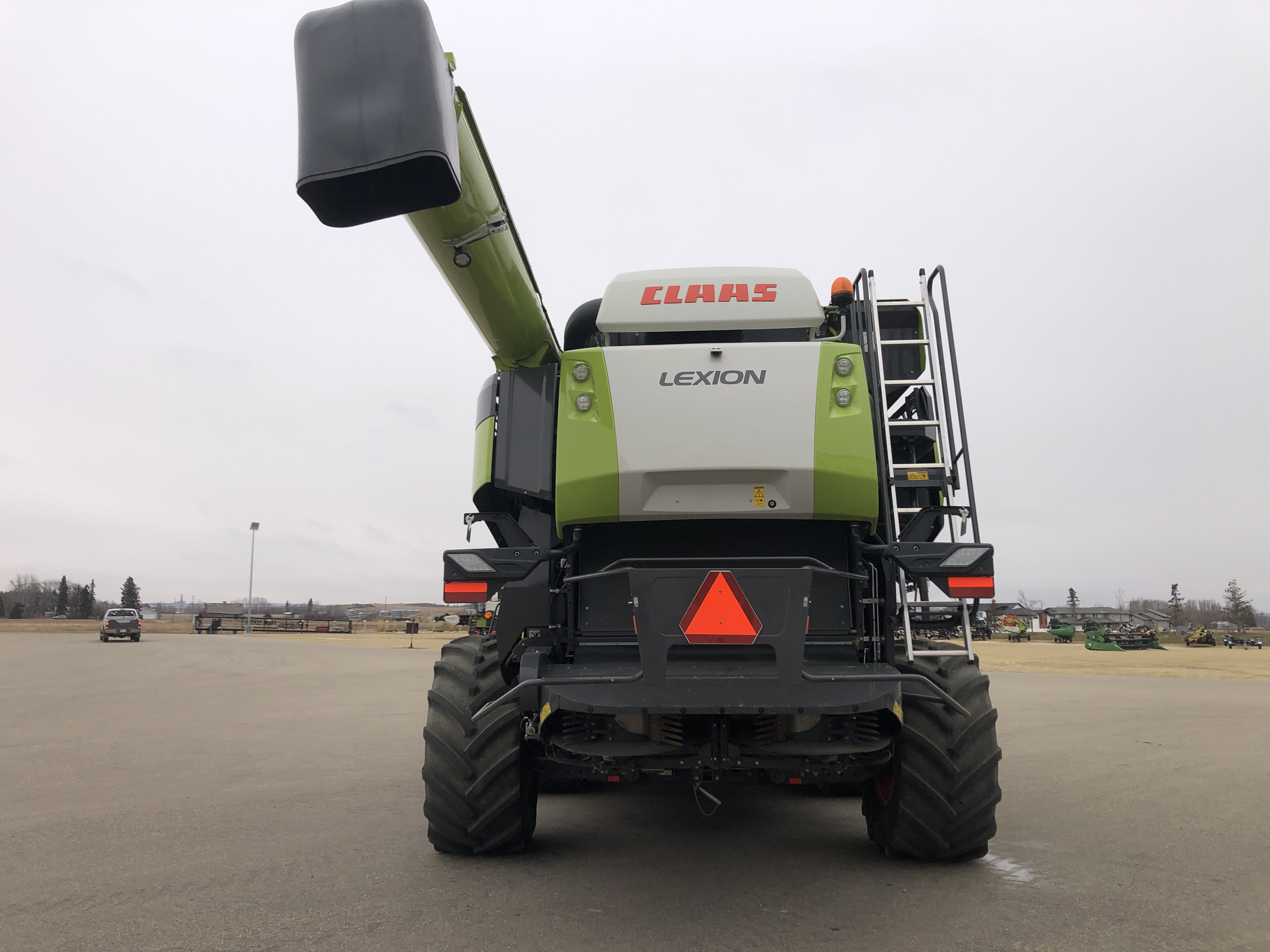 2022 CLAAS 8800TT Combine