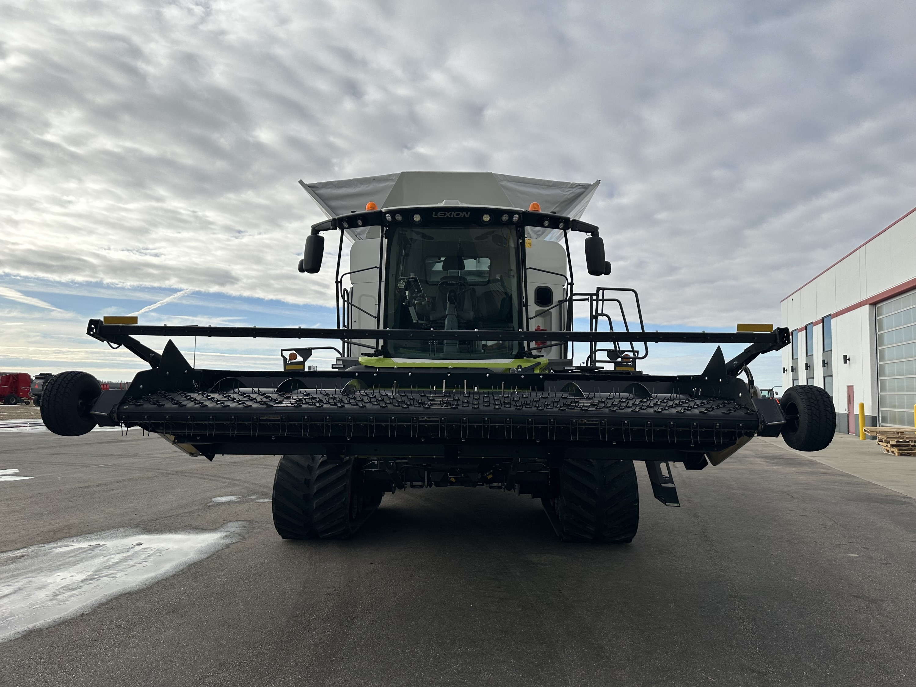 2022 CLAAS 8800TT Combine