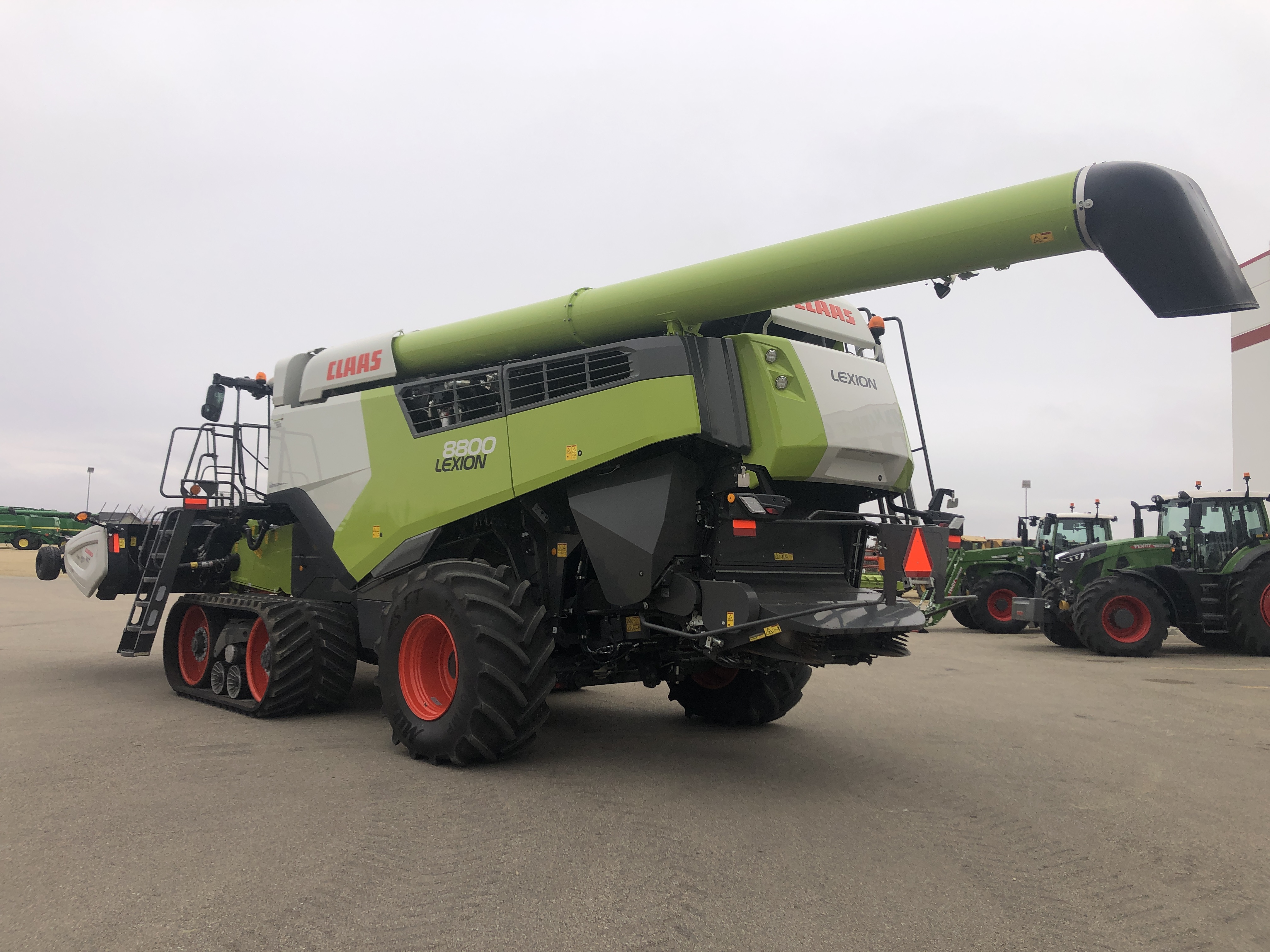 2022 CLAAS 8800TT Combine