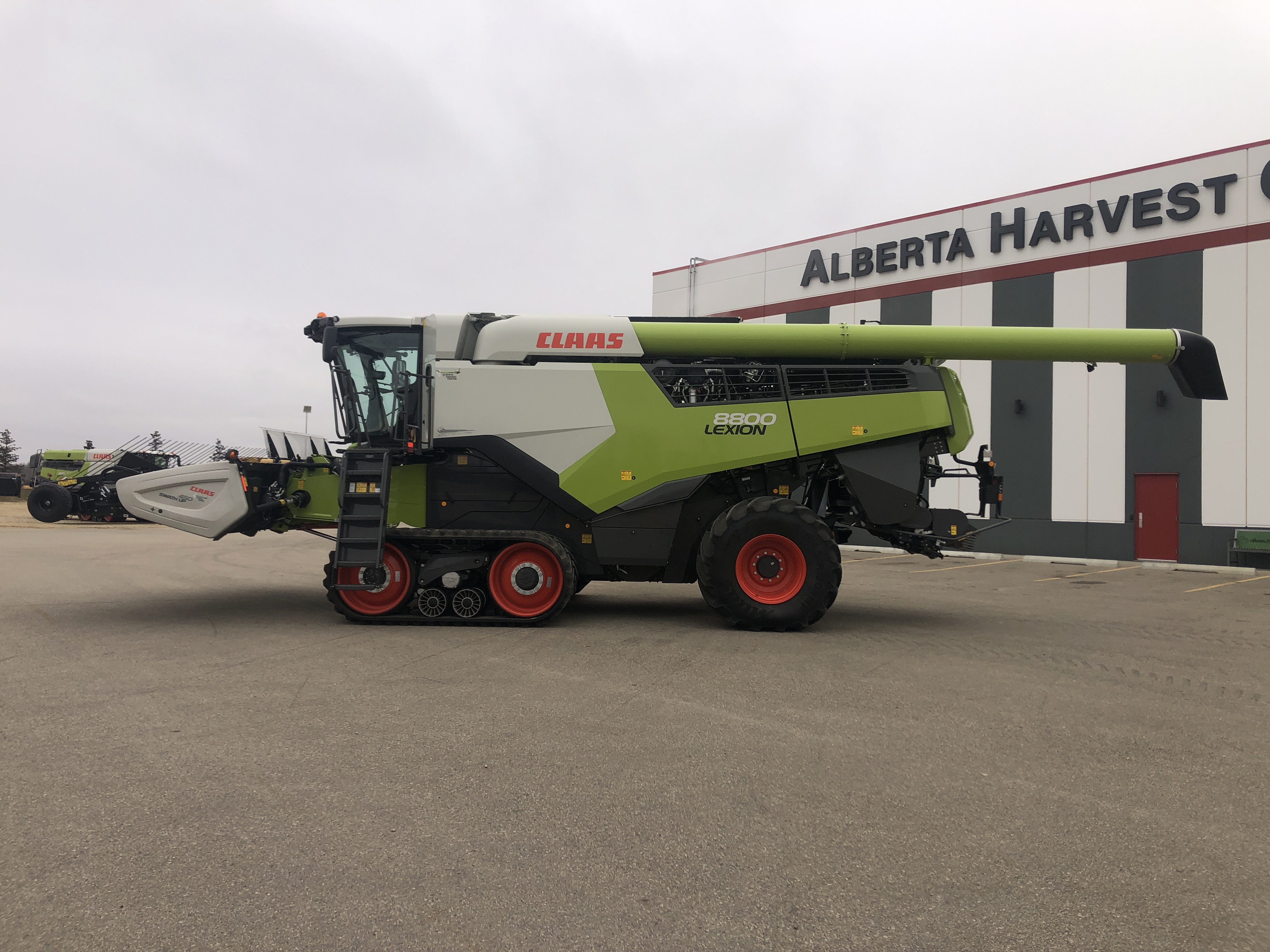 2022 CLAAS 8800TT Combine