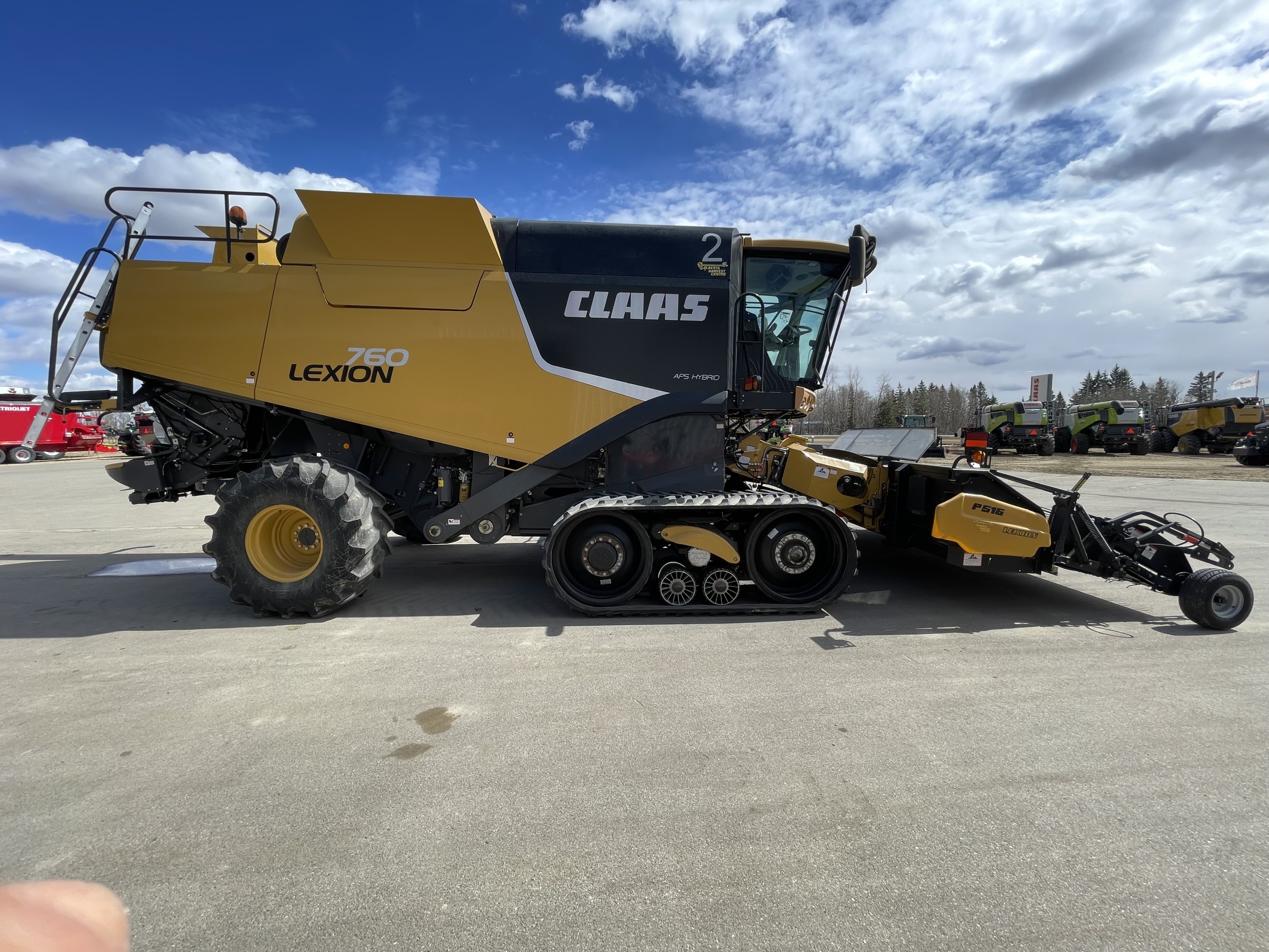 2012 CLAAS 760TT Combine