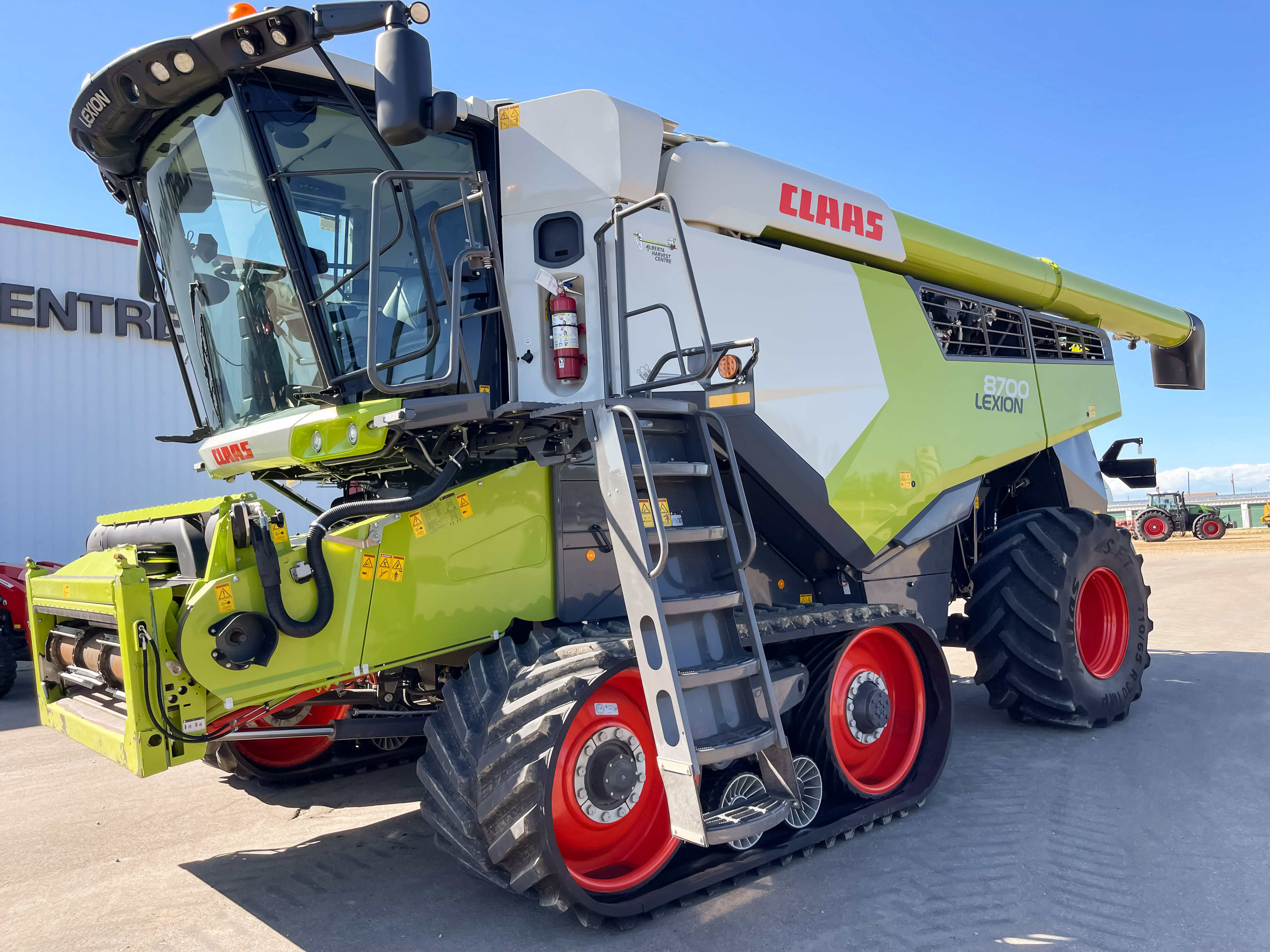 2022 CLAAS 8700TT Combine