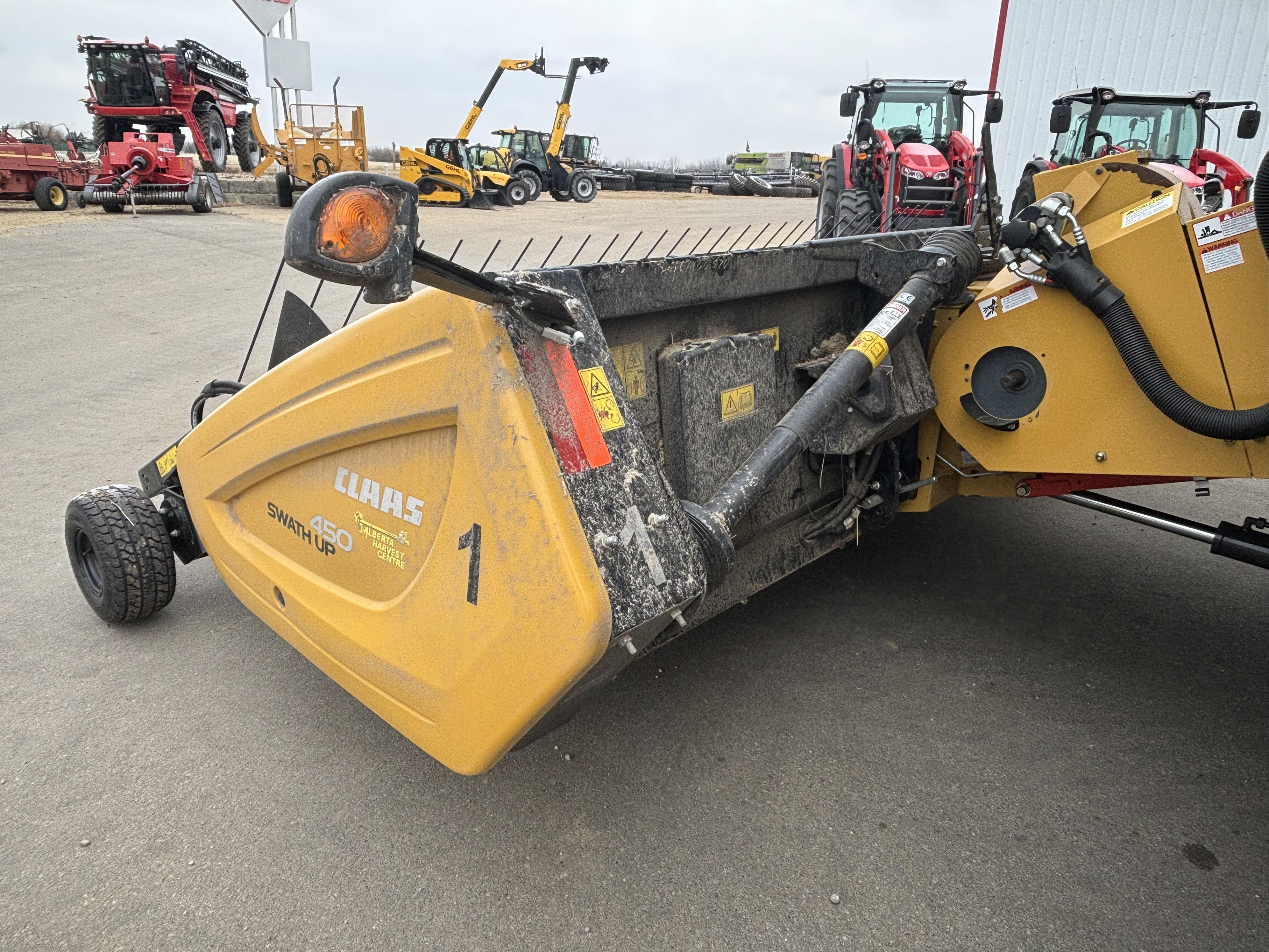 2018 CLAAS 780 Combine