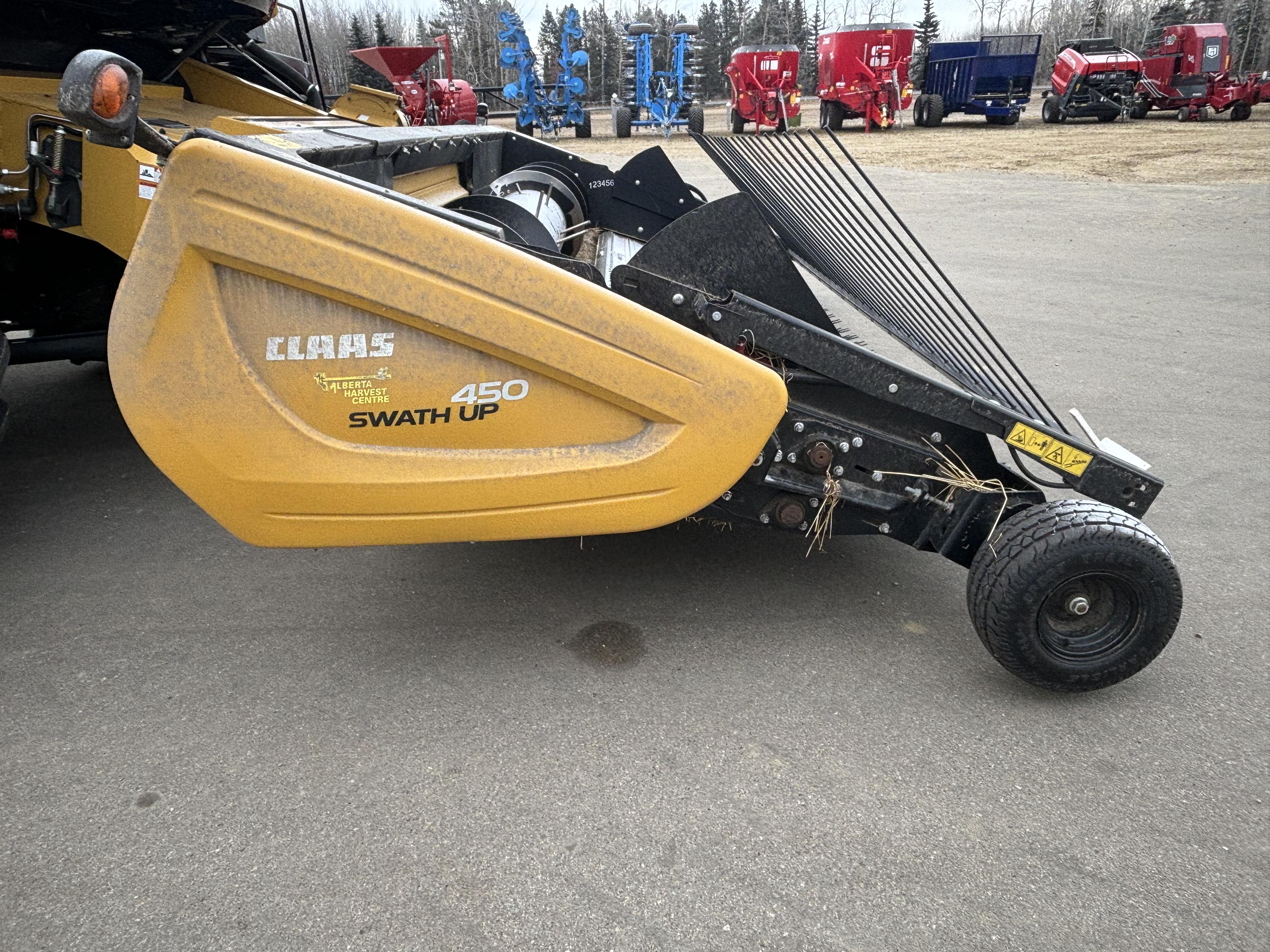 2018 CLAAS 780 Combine