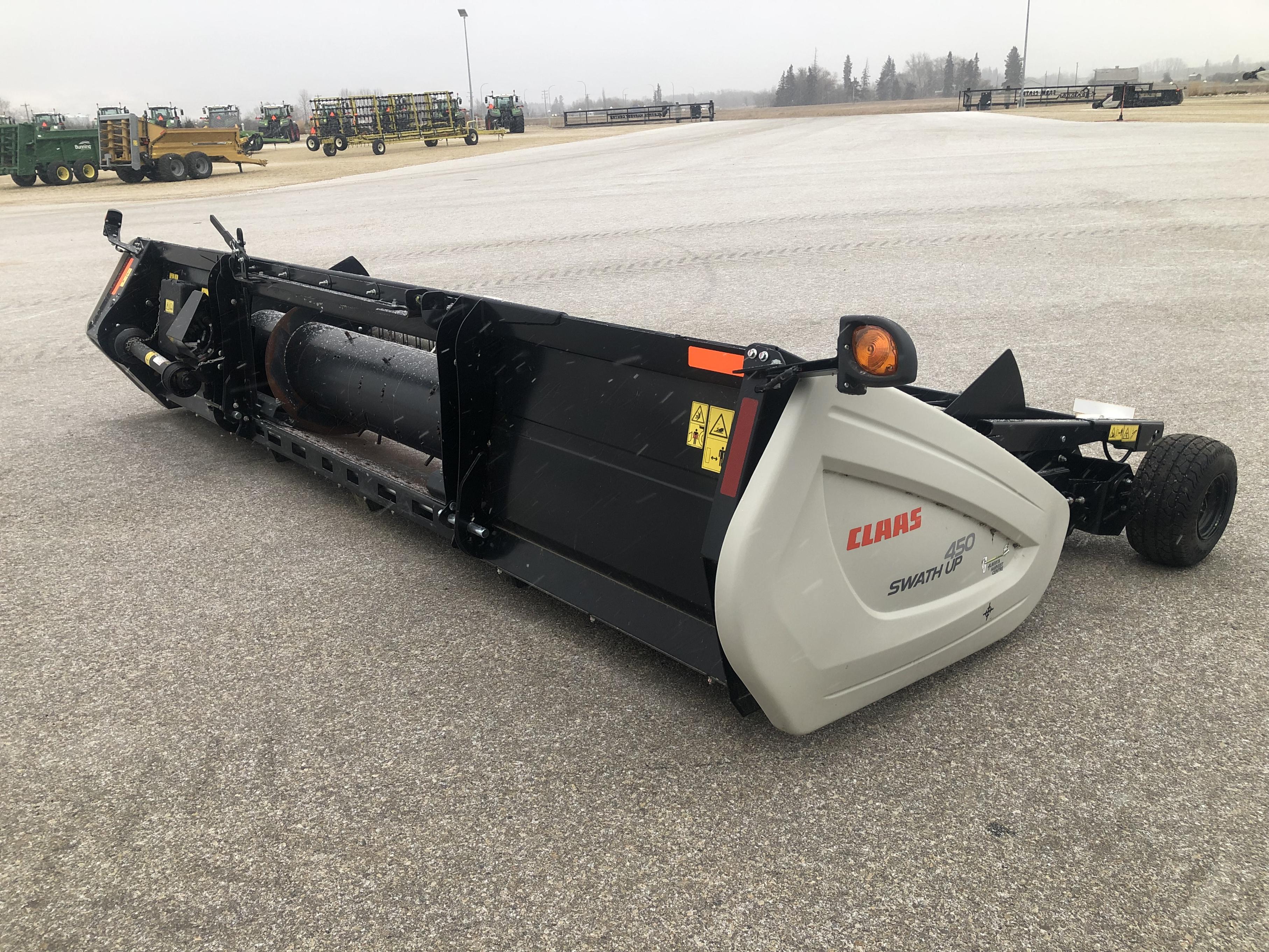 2020 CLAAS 450 Header Combine