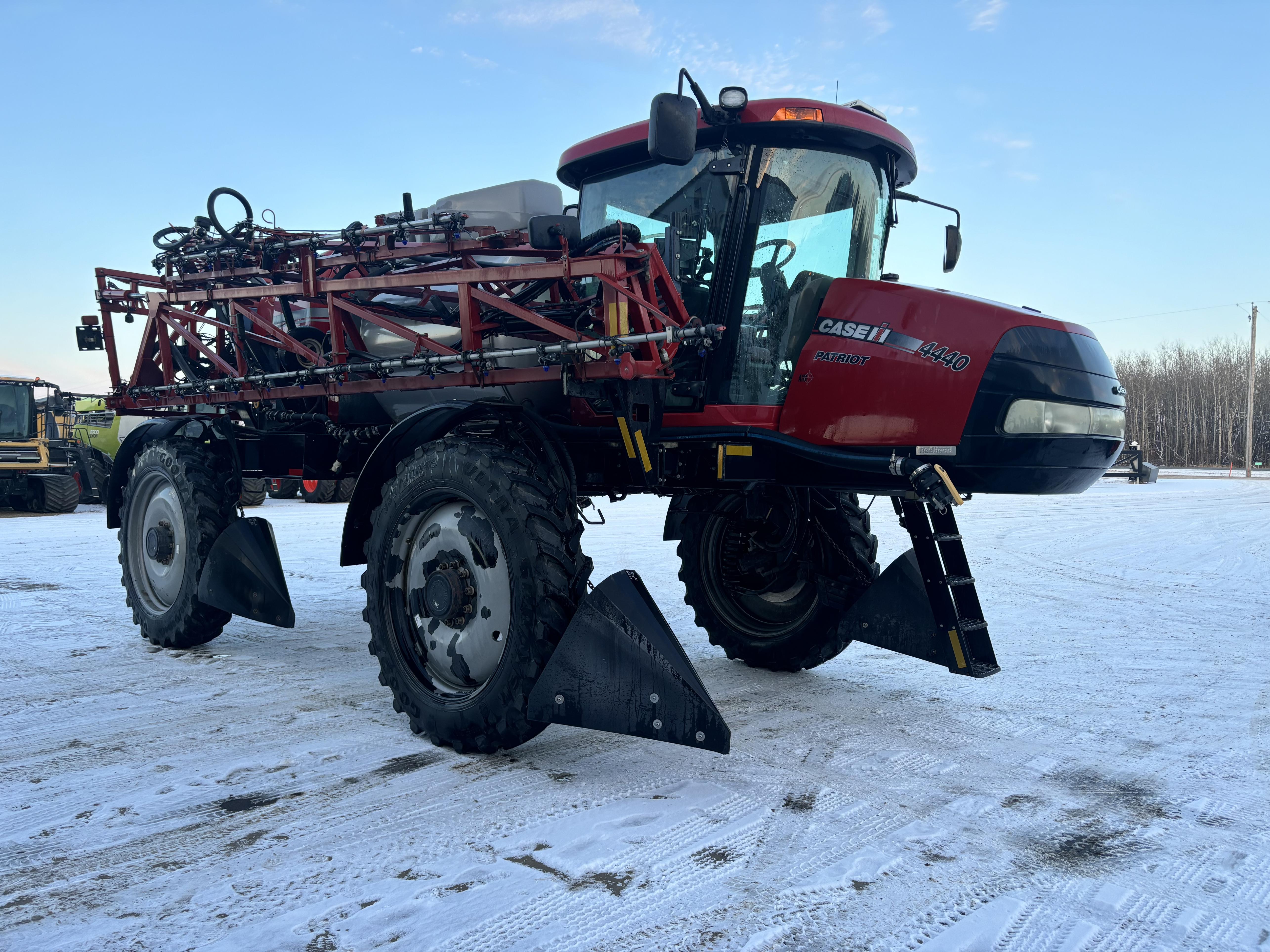 2015 Case IH Patriot 4440 Sprayer/High Clearance