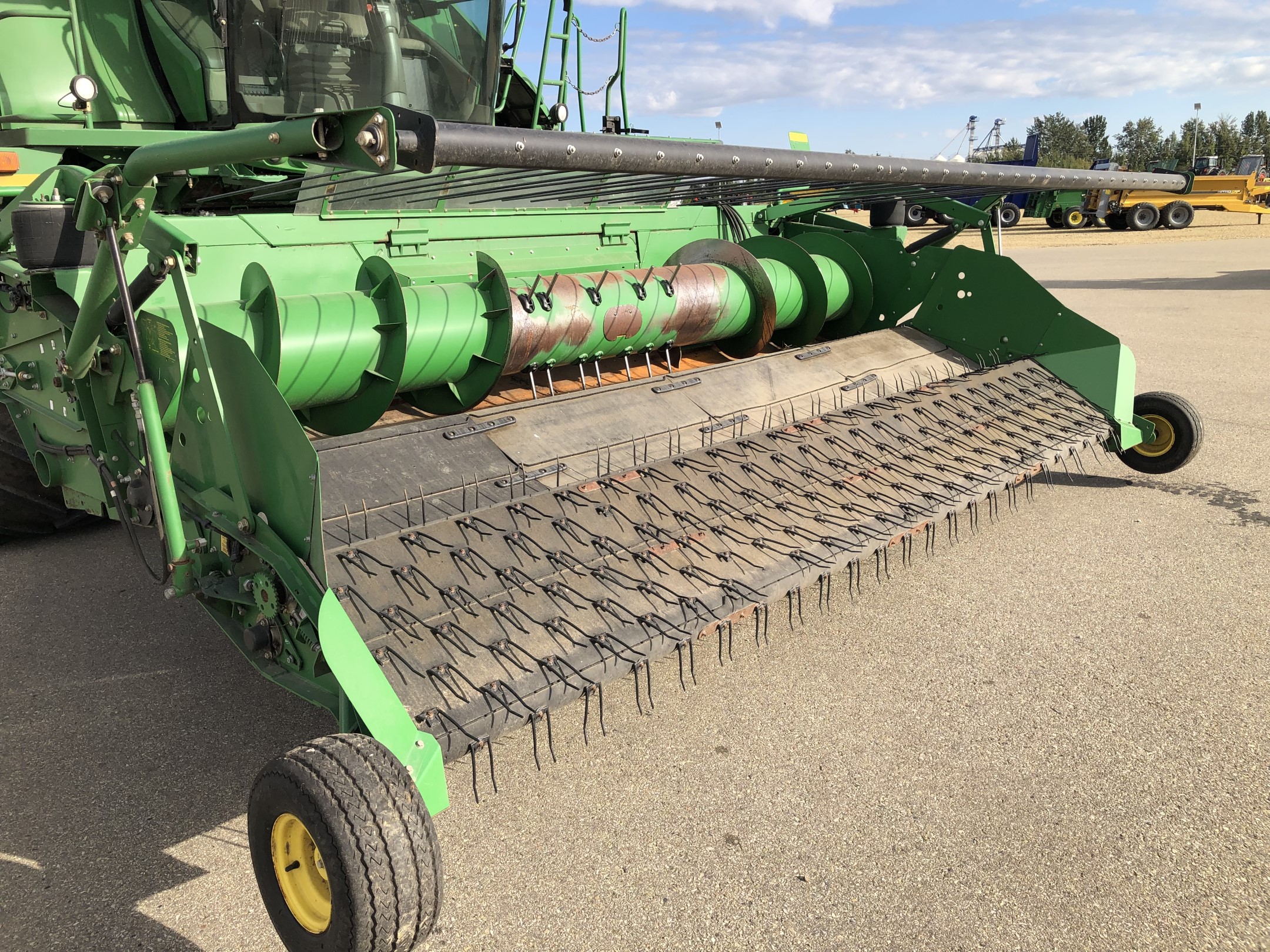 2014 John Deere T670 Combine