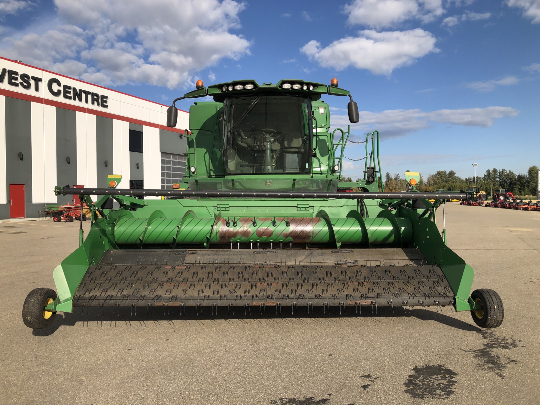 2014 John Deere T670 Combine