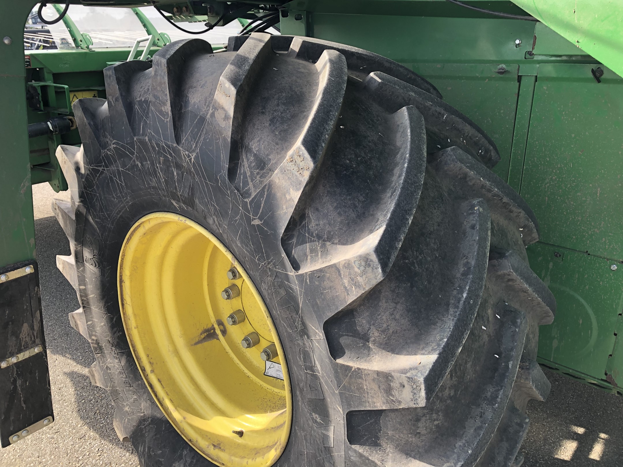 2014 John Deere T670 Combine