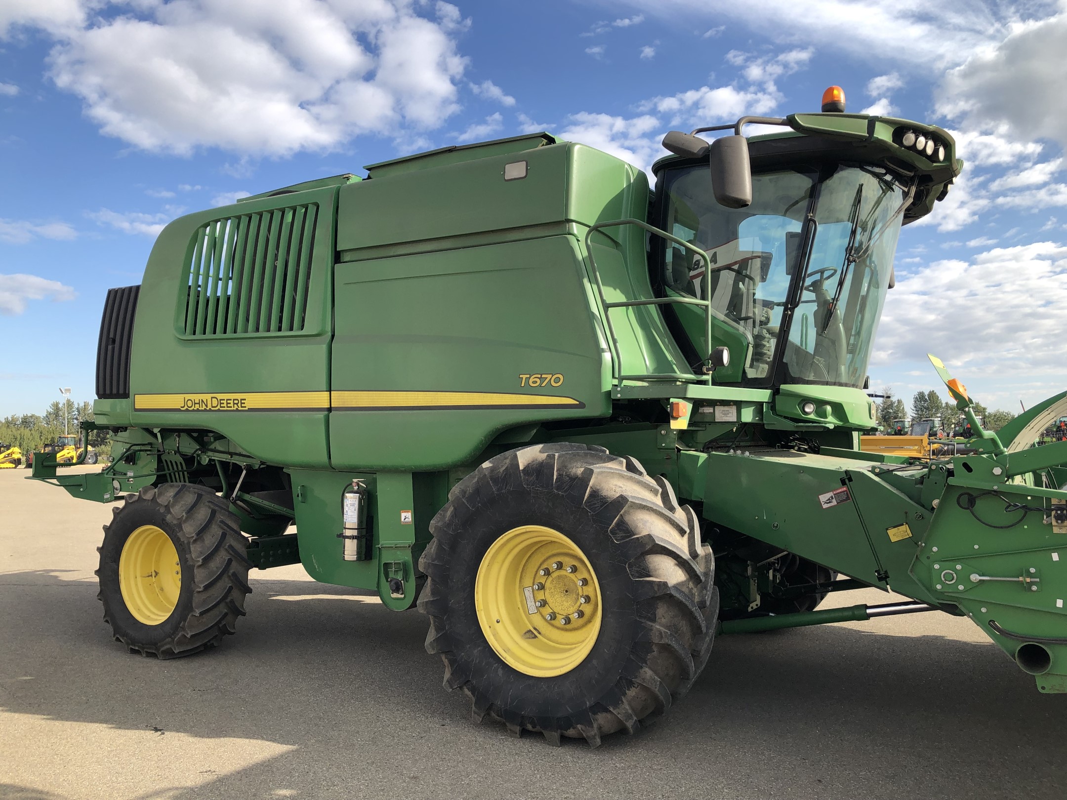 2014 John Deere T670 Combine
