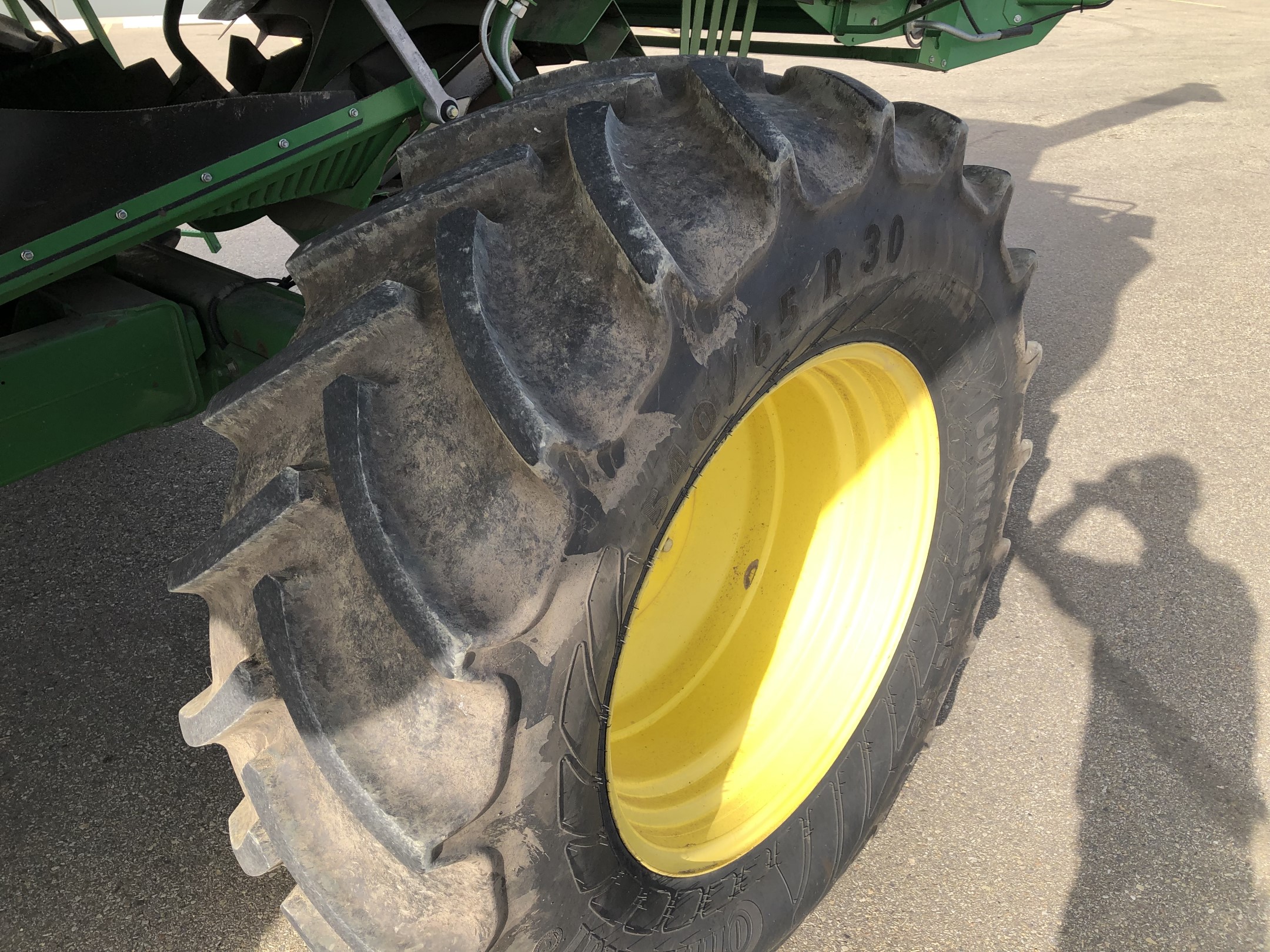 2014 John Deere T670 Combine
