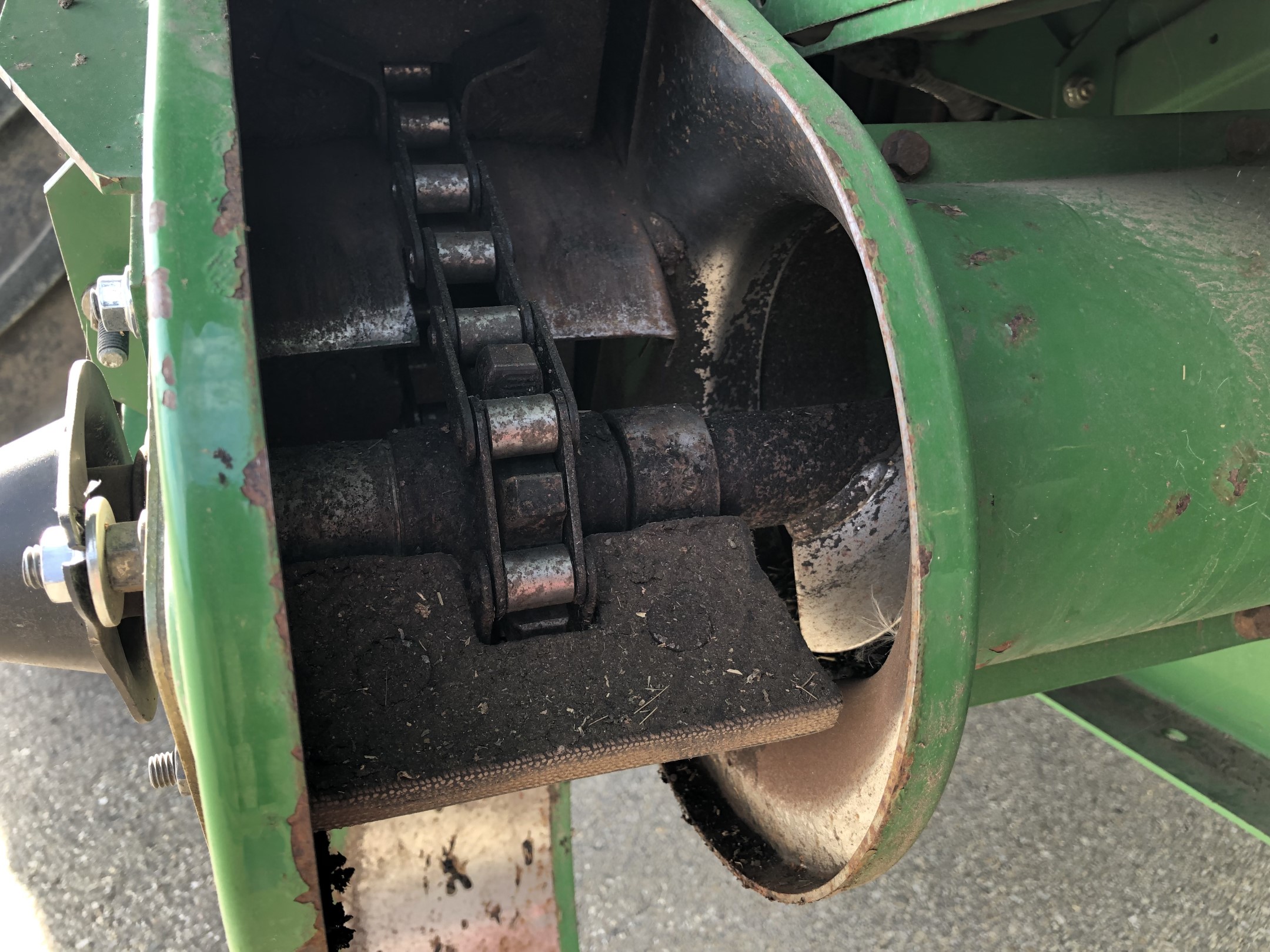 2014 John Deere T670 Combine