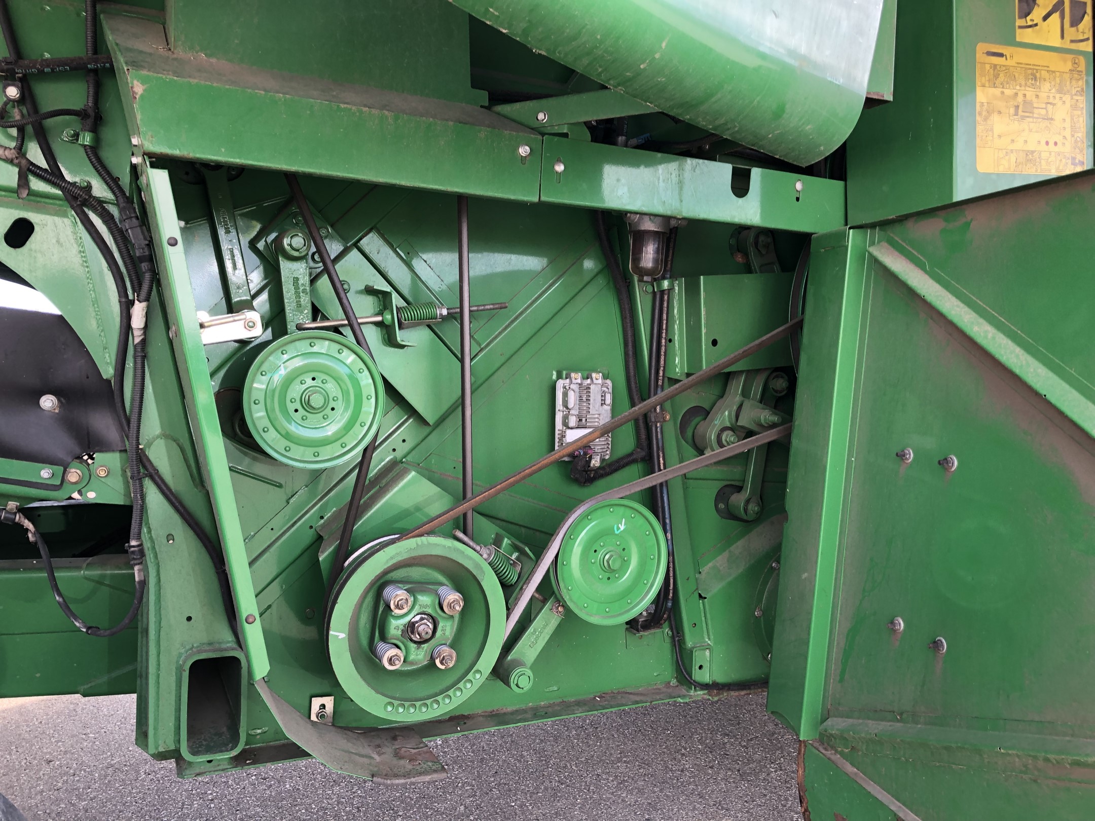 2014 John Deere T670 Combine