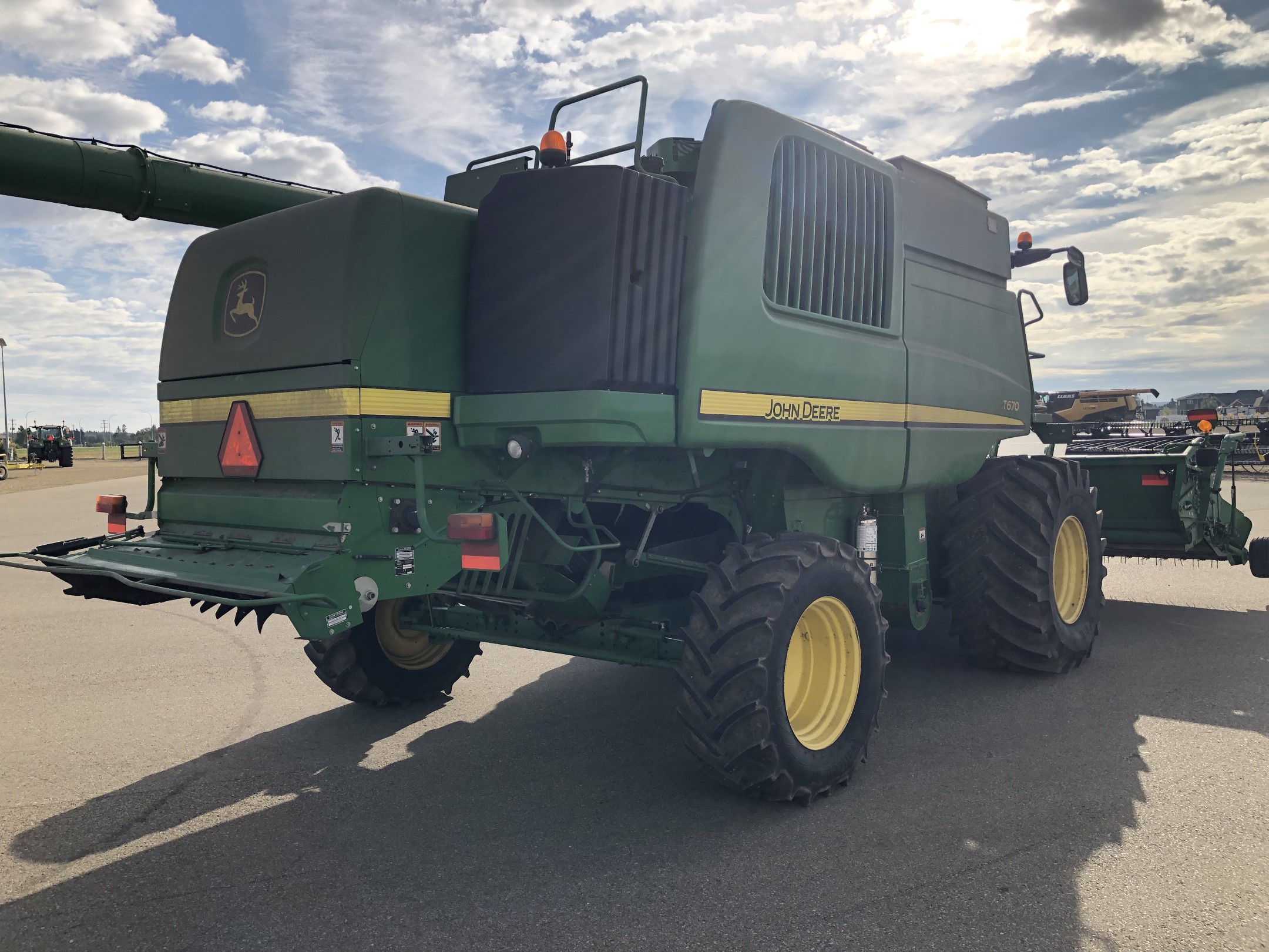 2014 John Deere T670 Combine