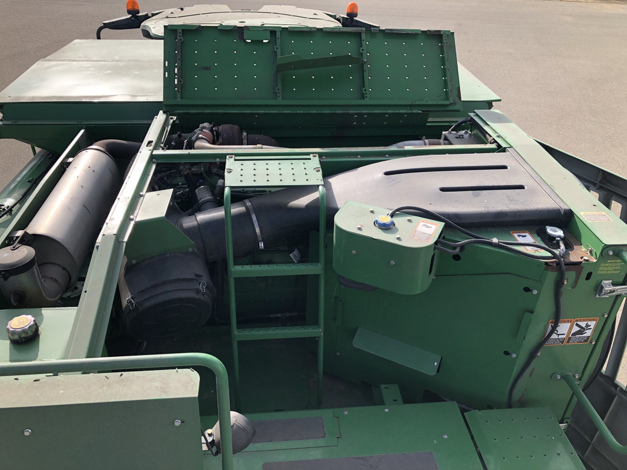 2014 John Deere T670 Combine