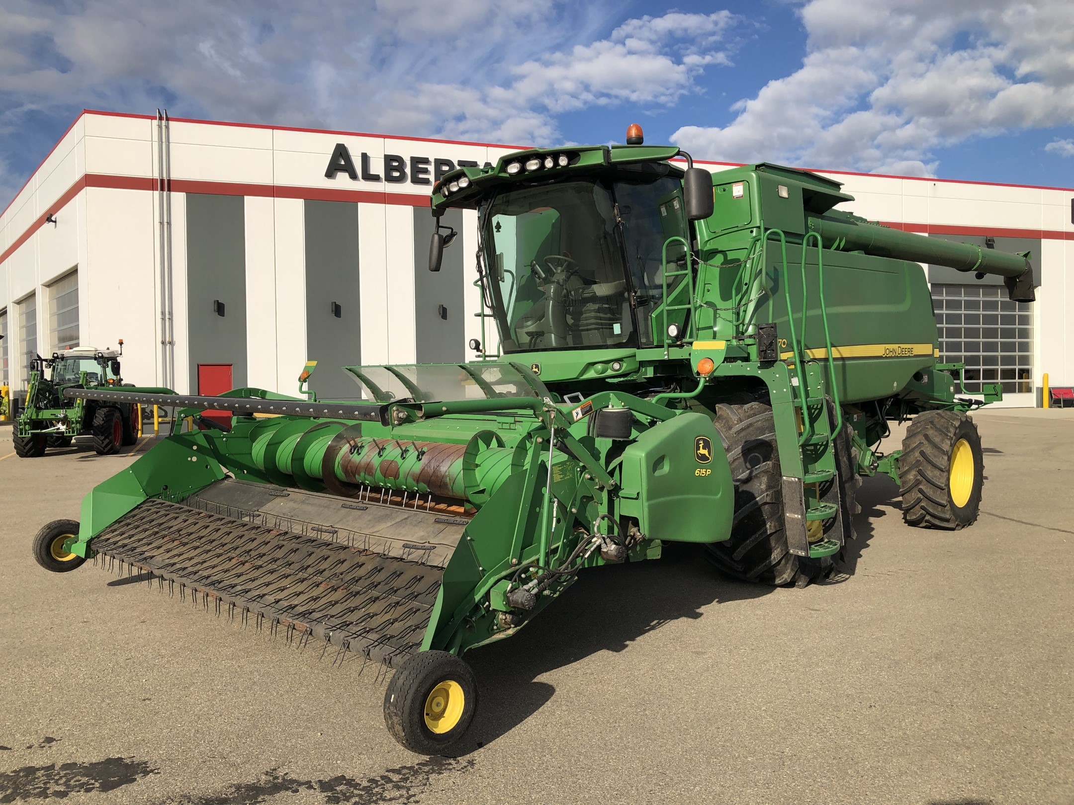 2014 John Deere T670 Combine