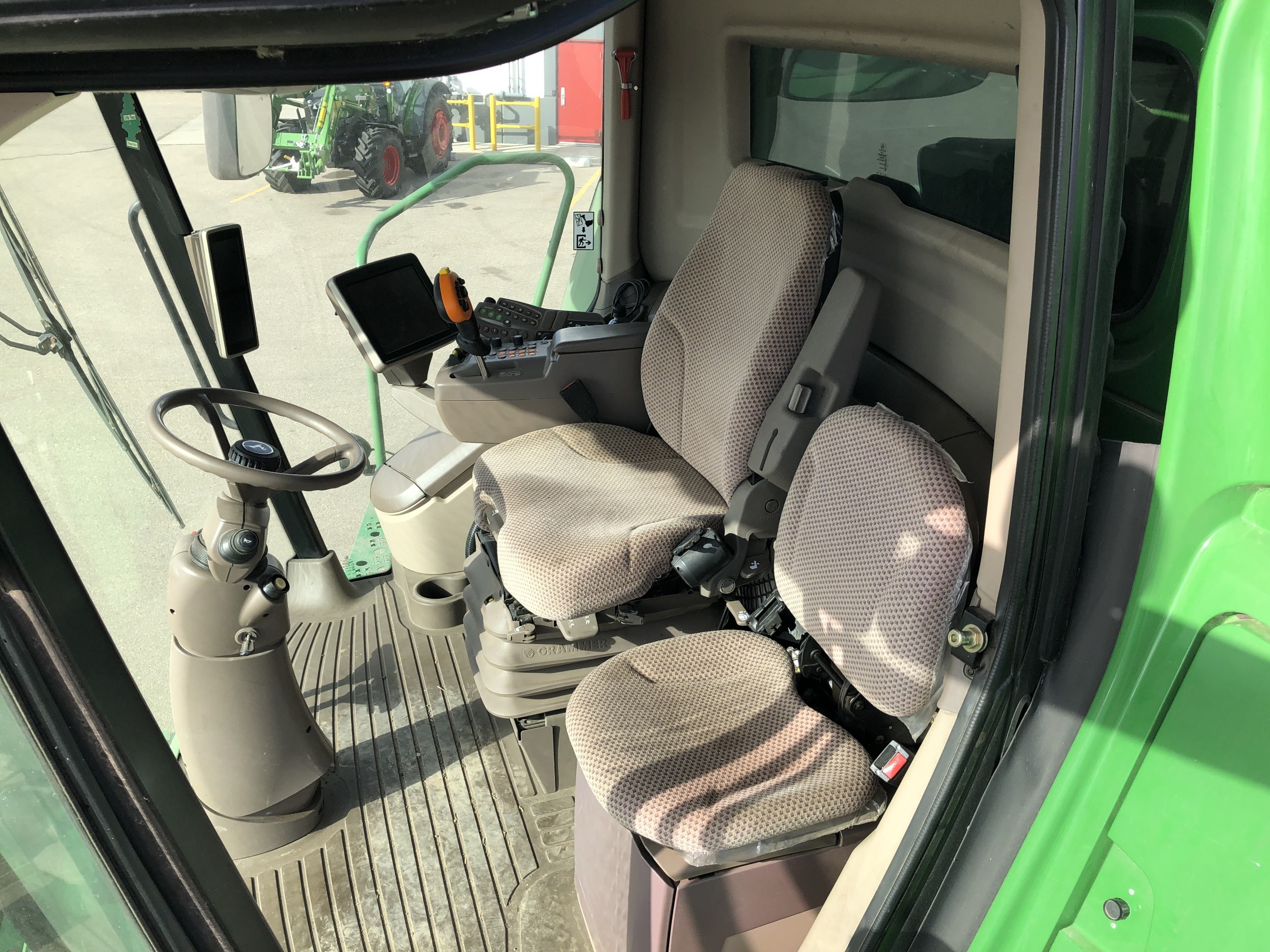 2014 John Deere T670 Combine