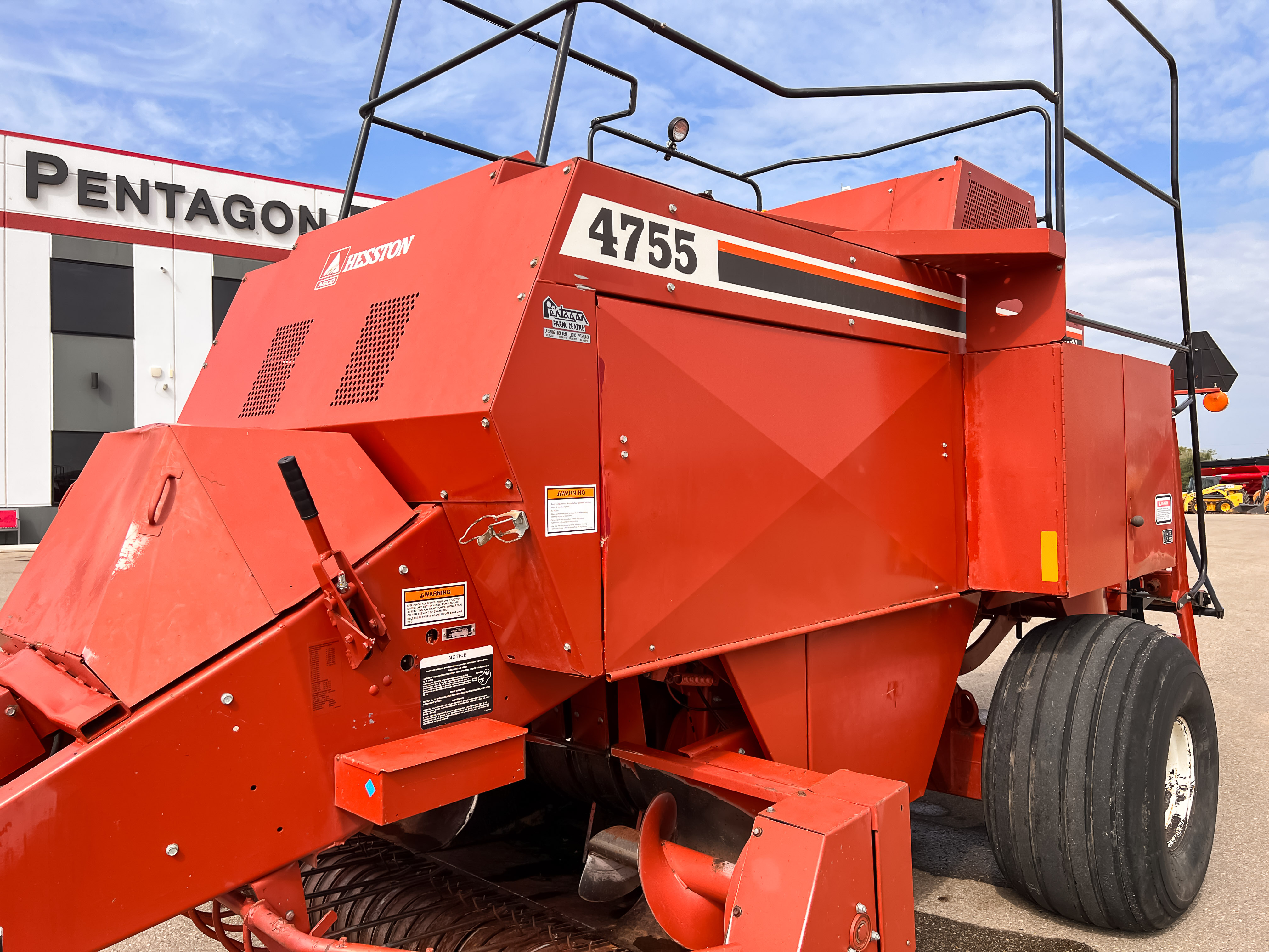 1996 AGCO Hesston 4755 Baler/Square