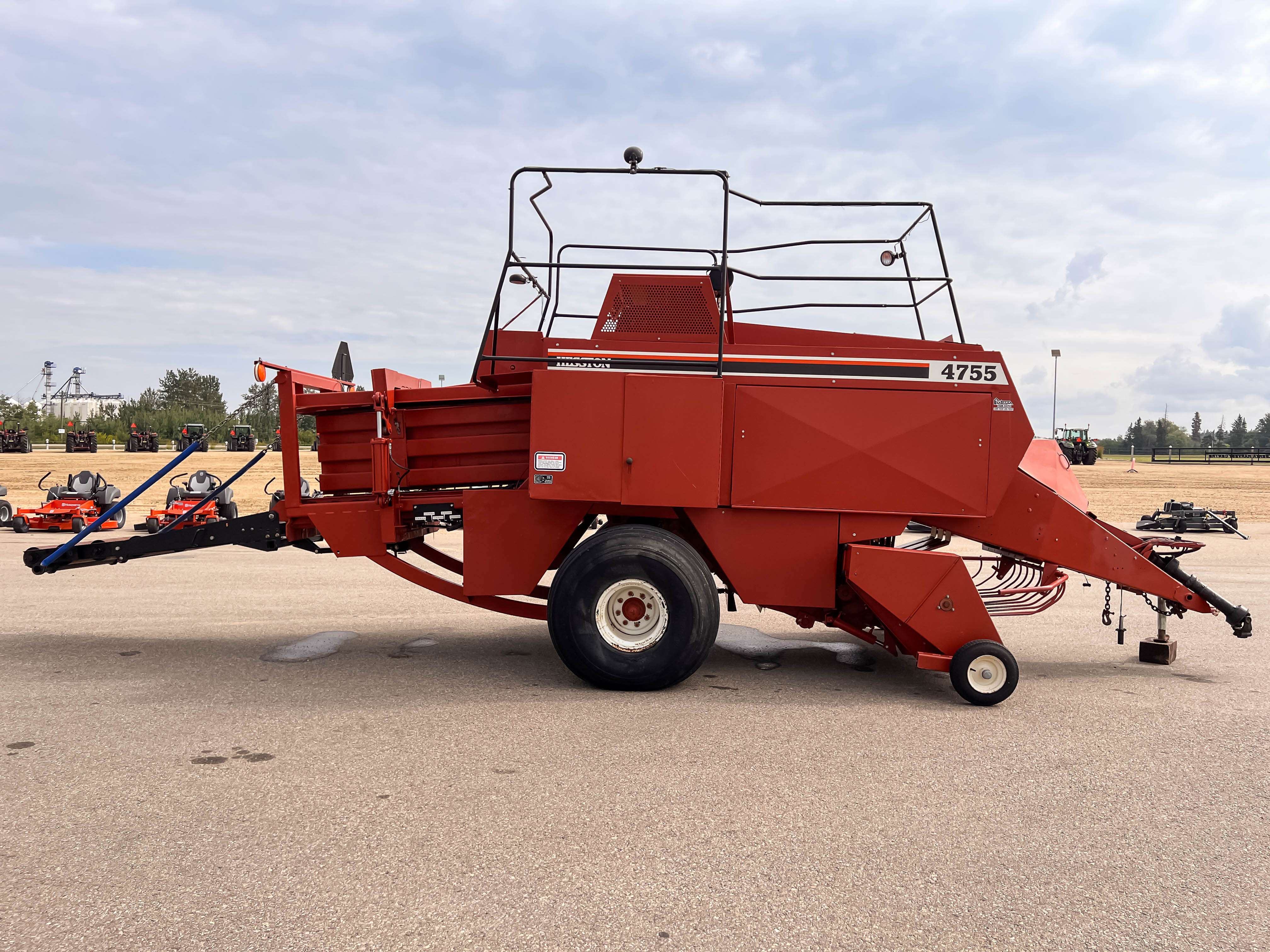 1996 AGCO Hesston 4755 Baler/Square