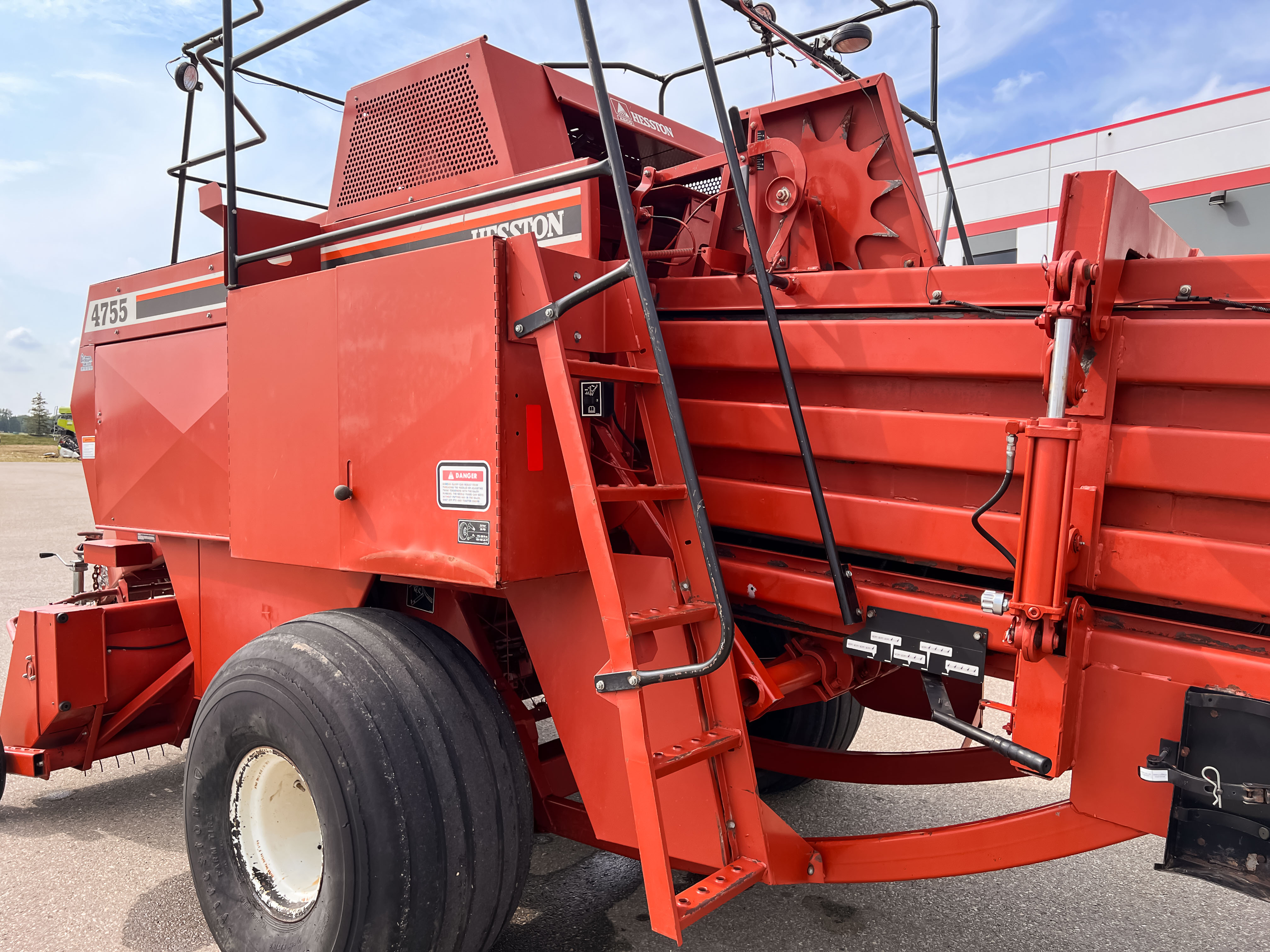 1996 AGCO Hesston 4755 Baler/Square