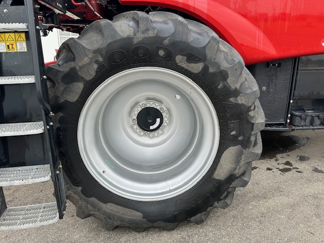 2014 Case IH 8230 Combine