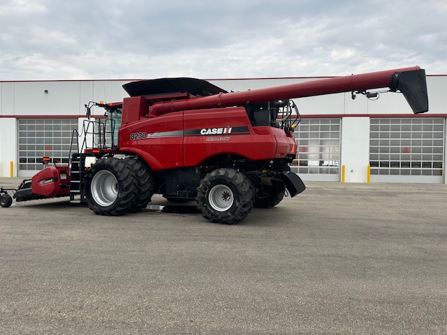 2014 Case IH 8230 Combine