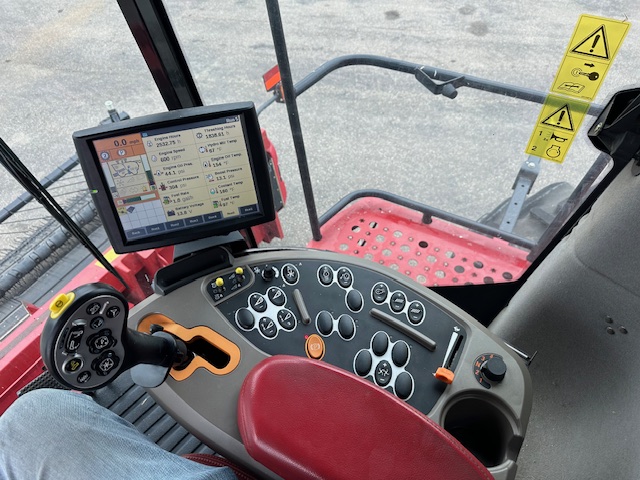 2014 Case IH 8230 Combine