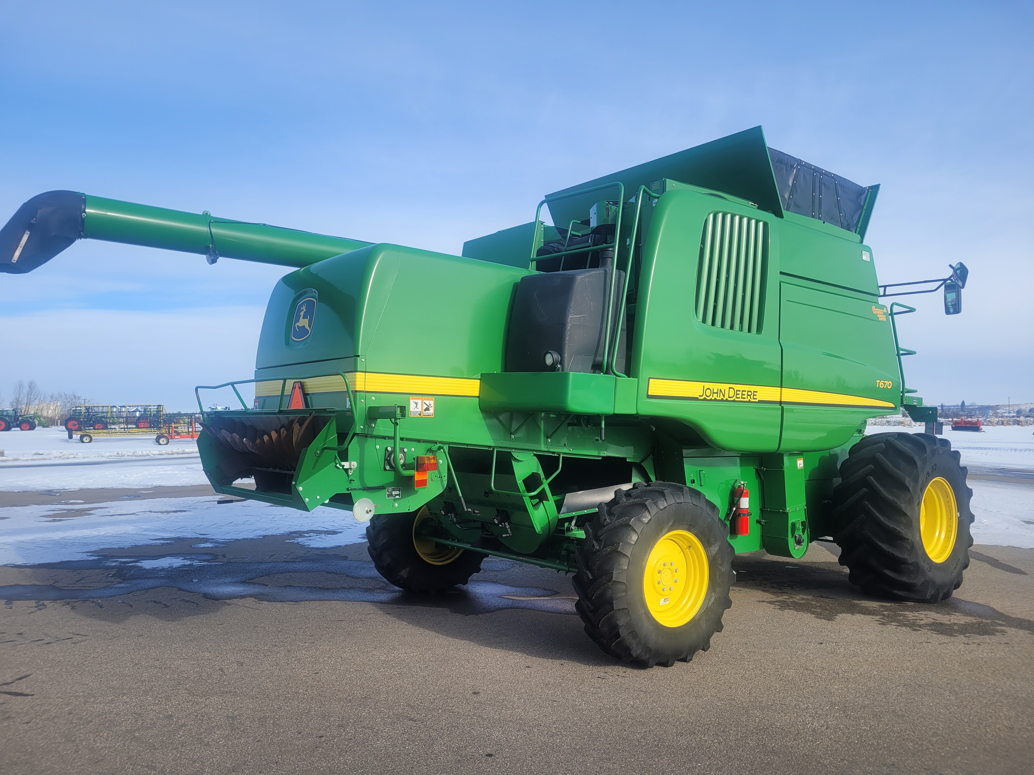 2009 John Deere T670 Combine