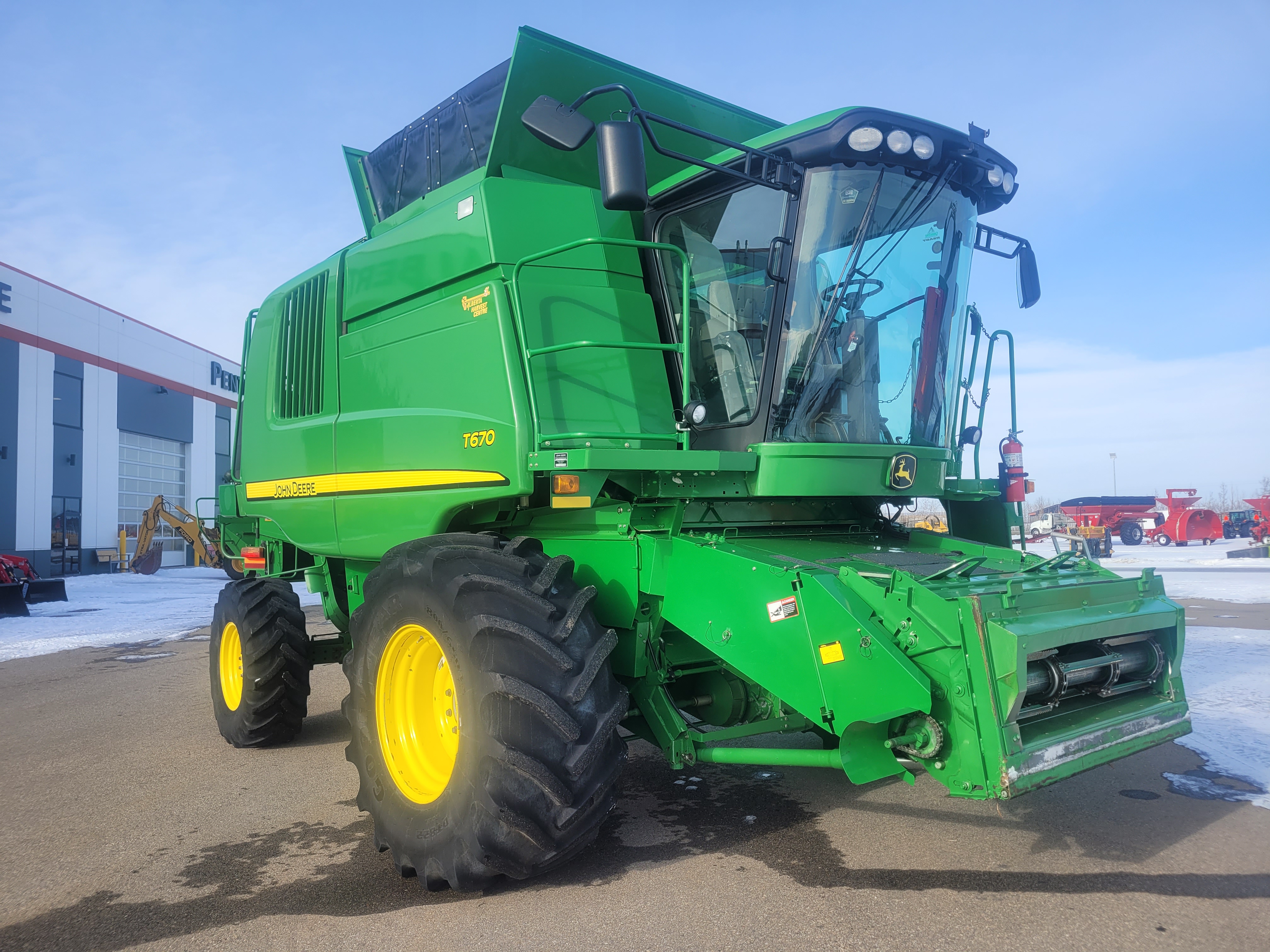 2009 John Deere T670 Combine