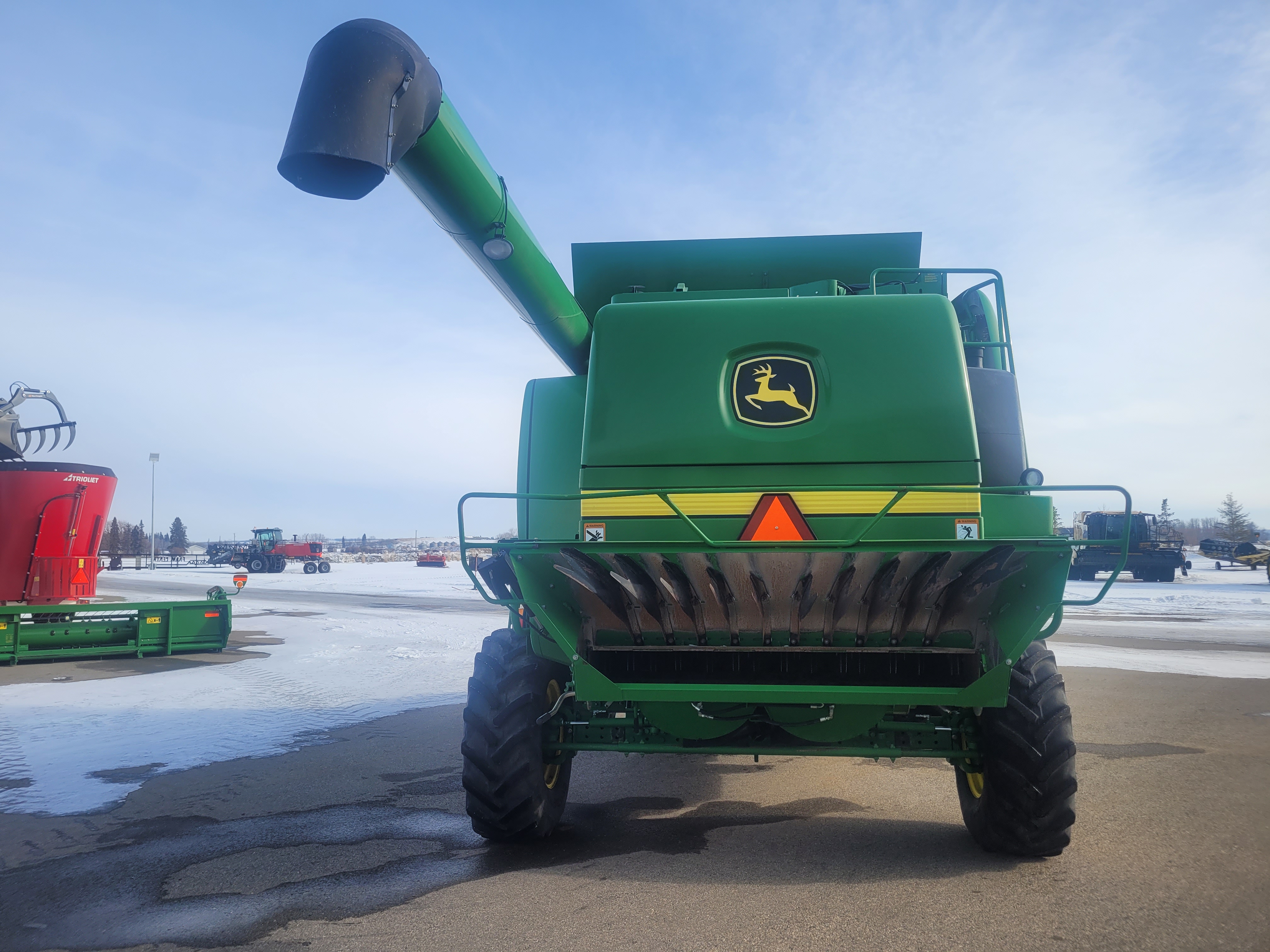 2009 John Deere T670 Combine