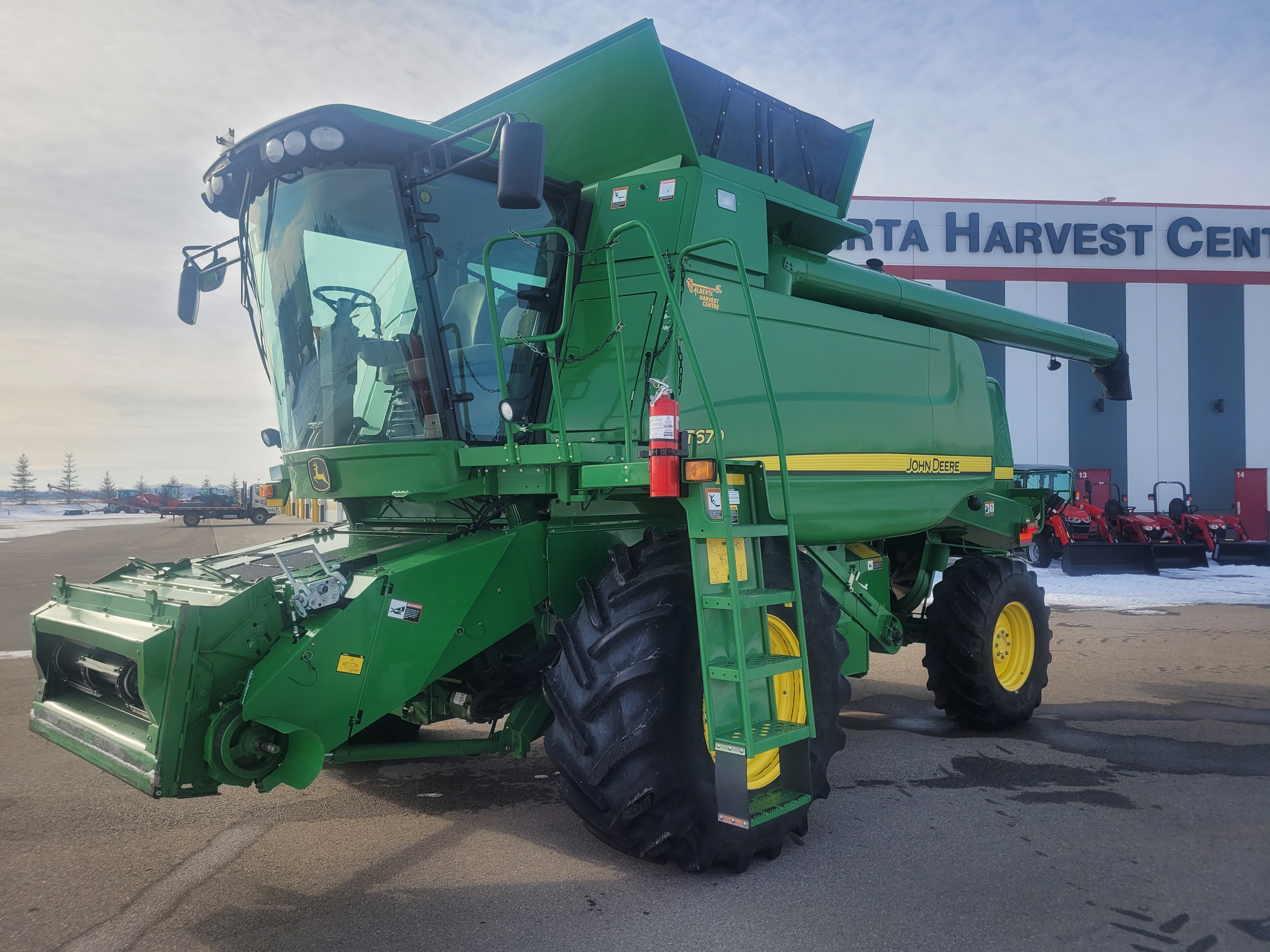 2009 John Deere T670 Combine
