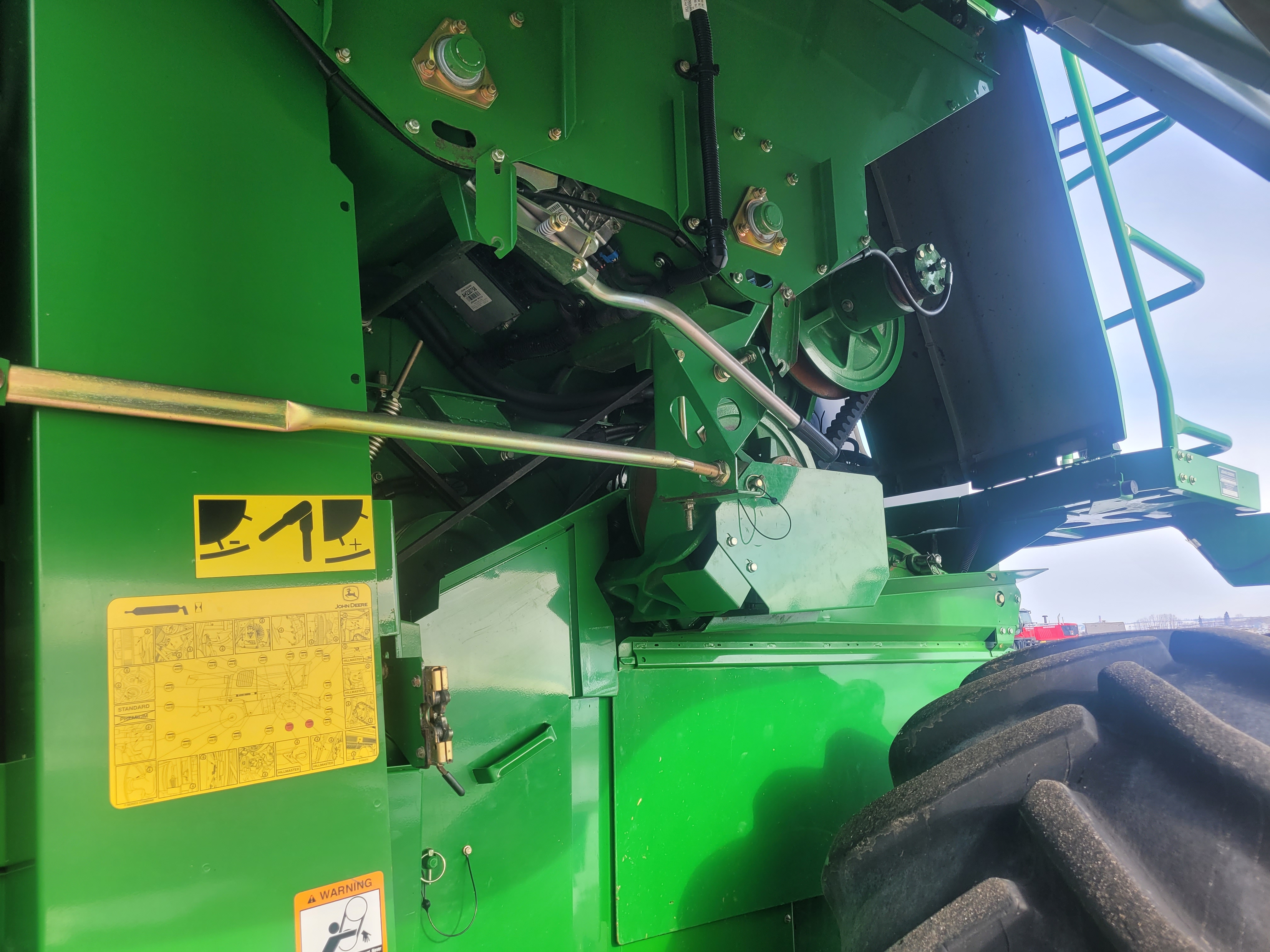 2009 John Deere T670 Combine