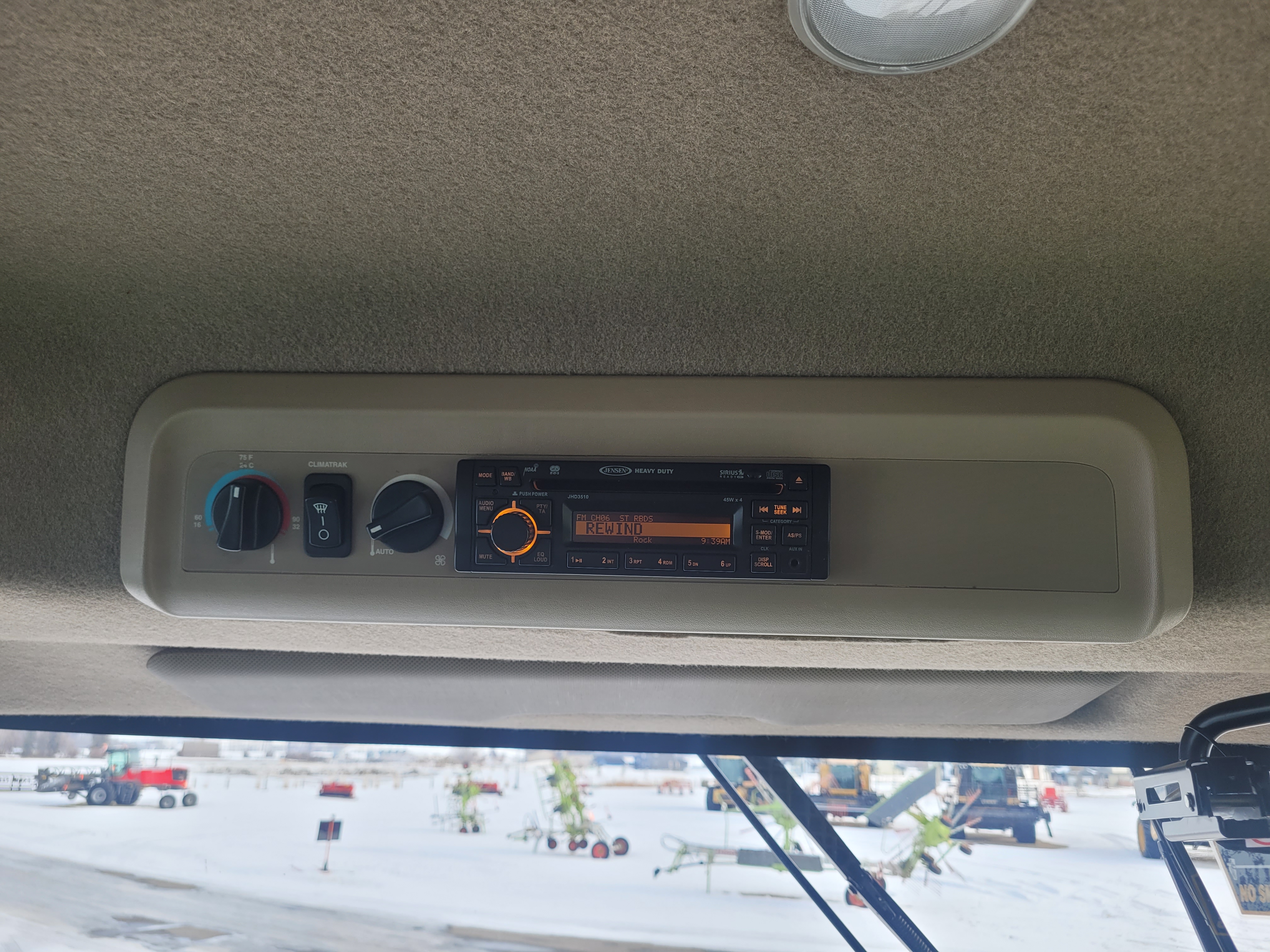 2009 John Deere T670 Combine