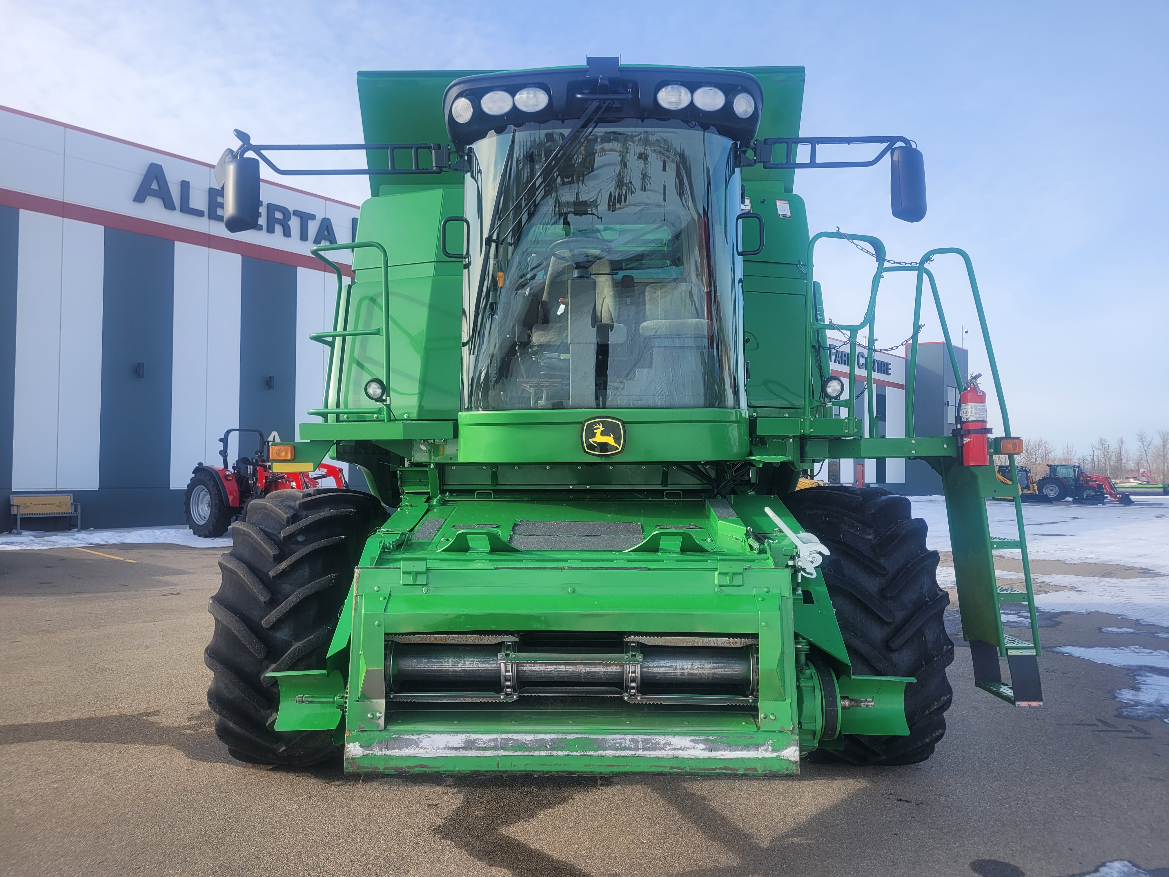 2009 John Deere T670 Combine