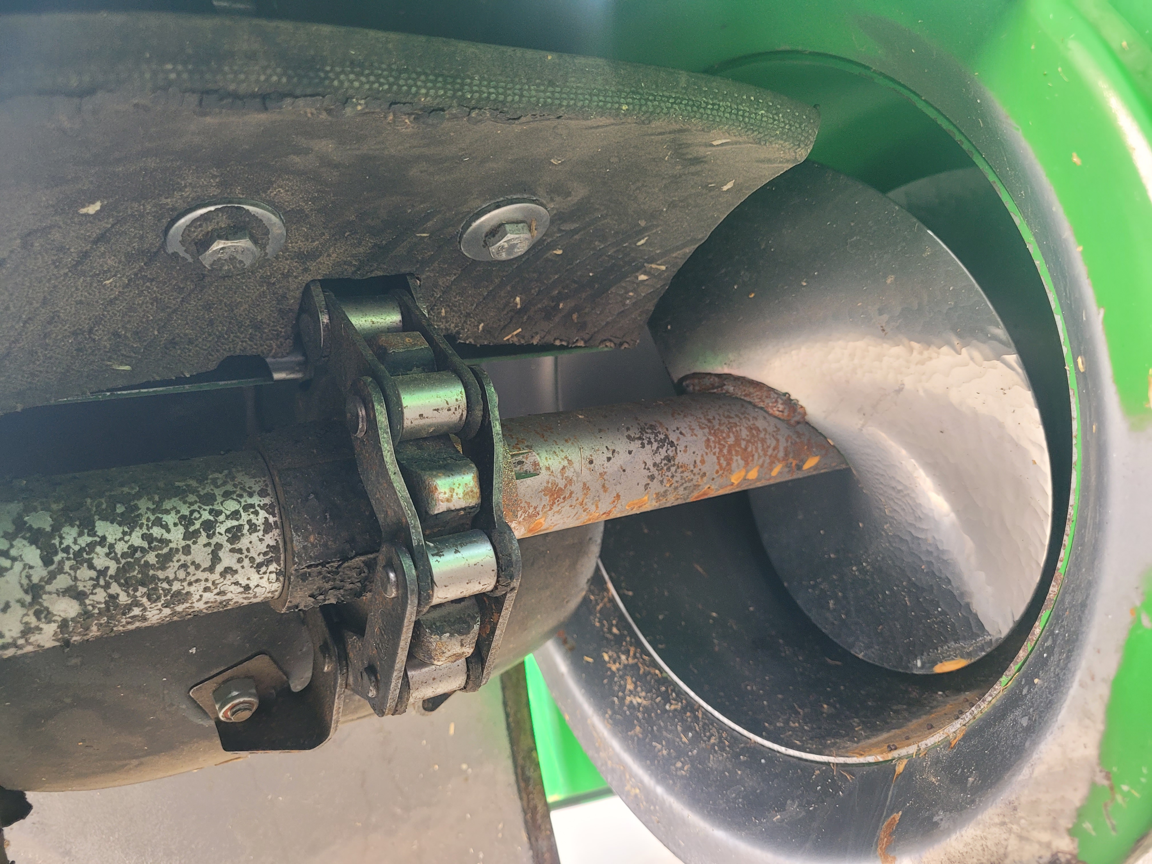 2009 John Deere T670 Combine