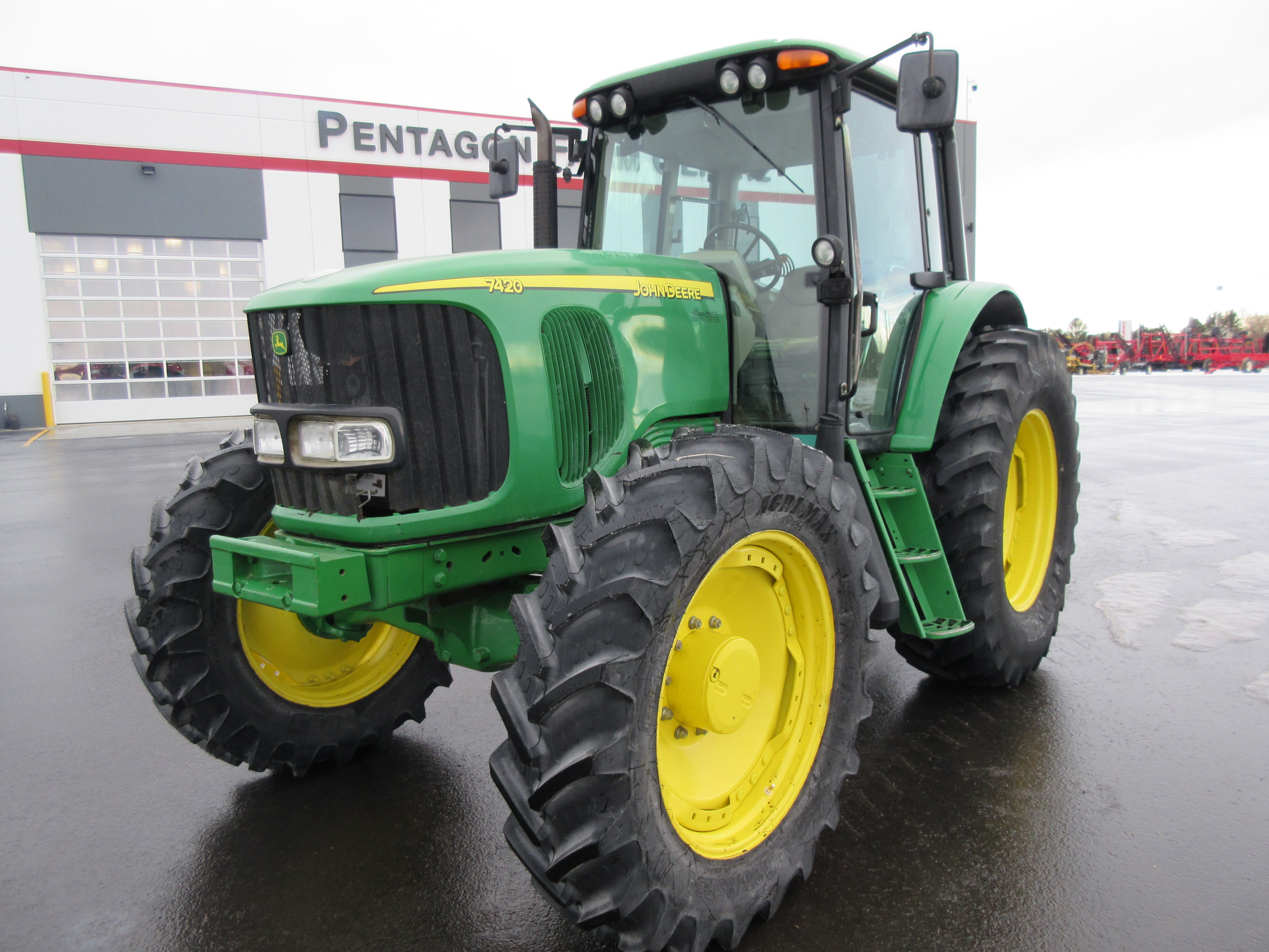 2004 John Deere 7420 Tractor for sale in Lacombe, AB | IronSearch