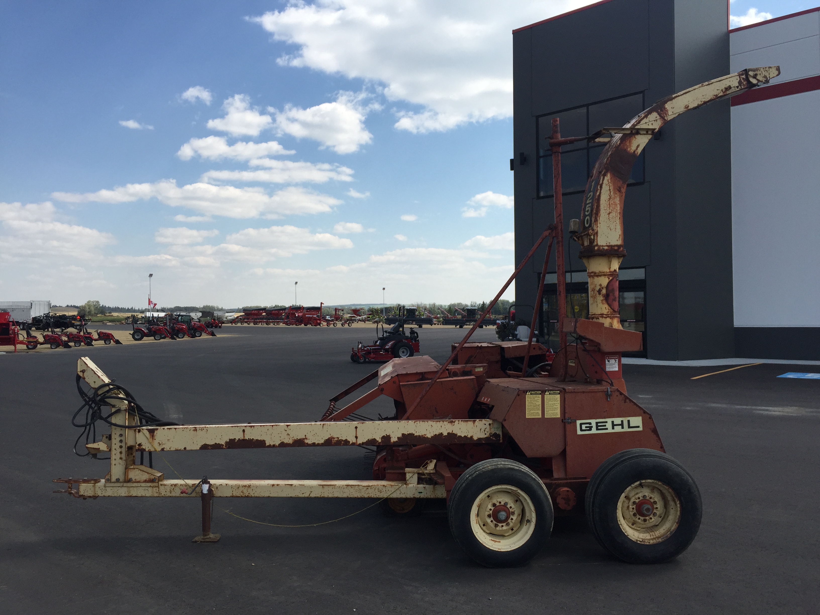 1983 Gehl 1250 Forage Harvester