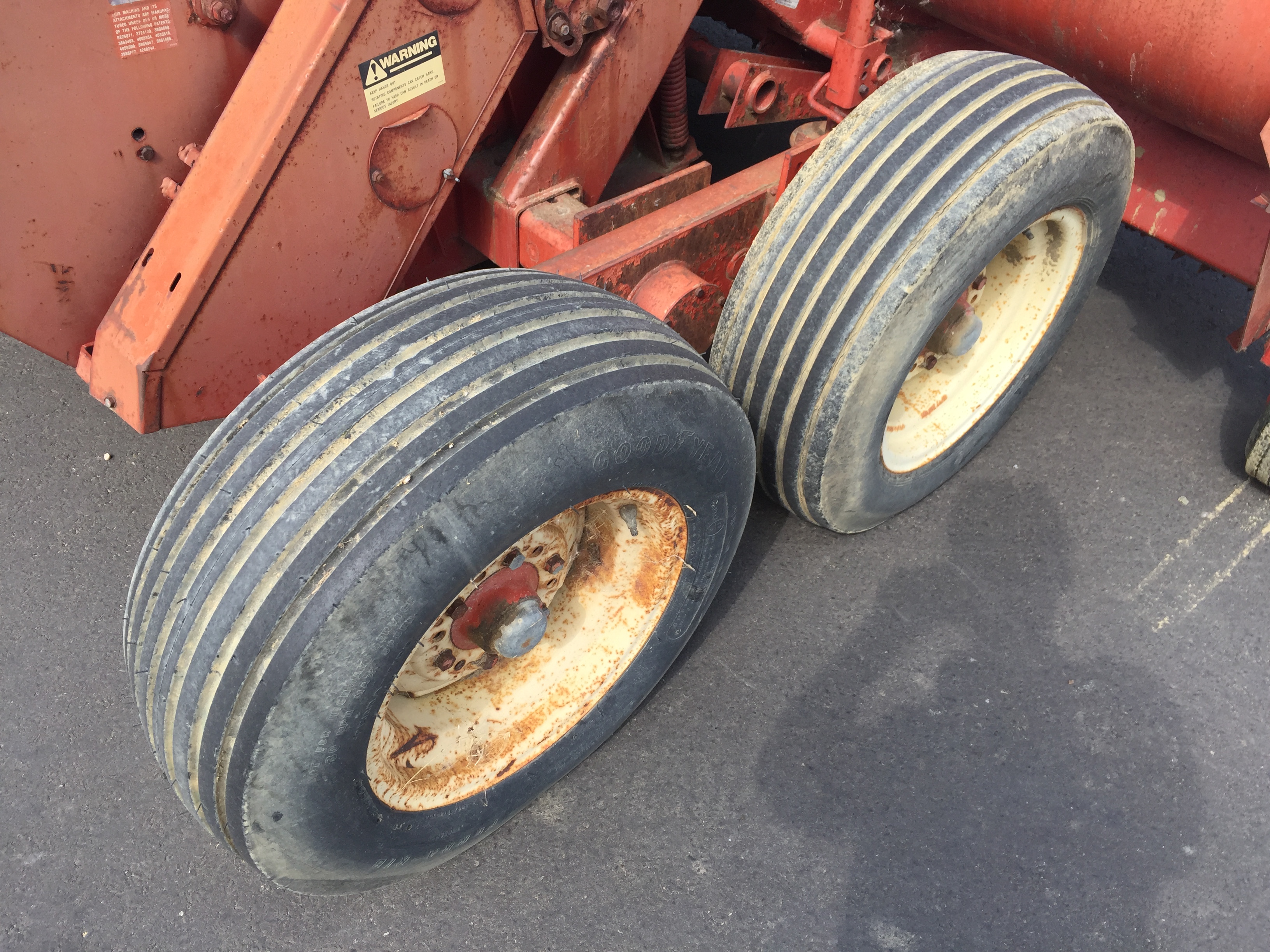 1983 Gehl 1250 Forage Harvester