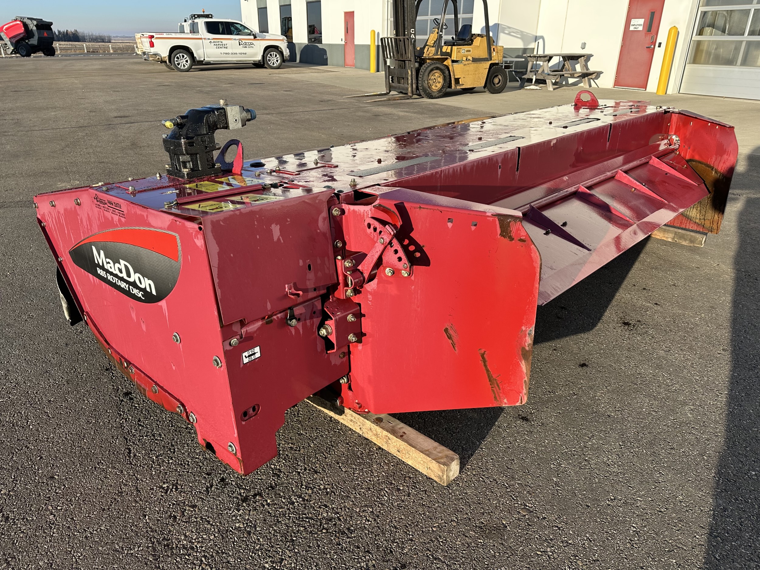 2013 MacDon R85 Mower Conditioner