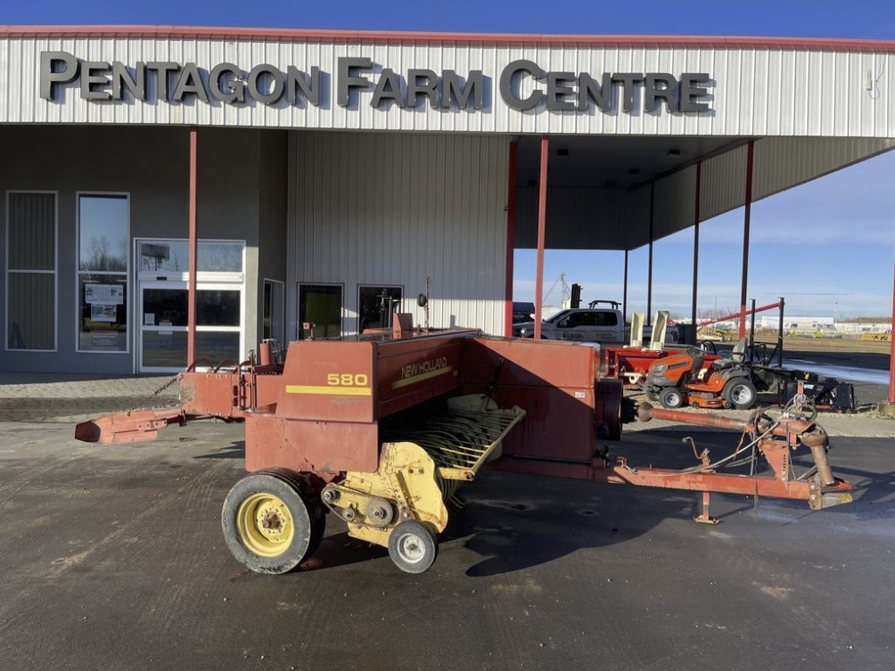 New Holland 580 Baler/Square