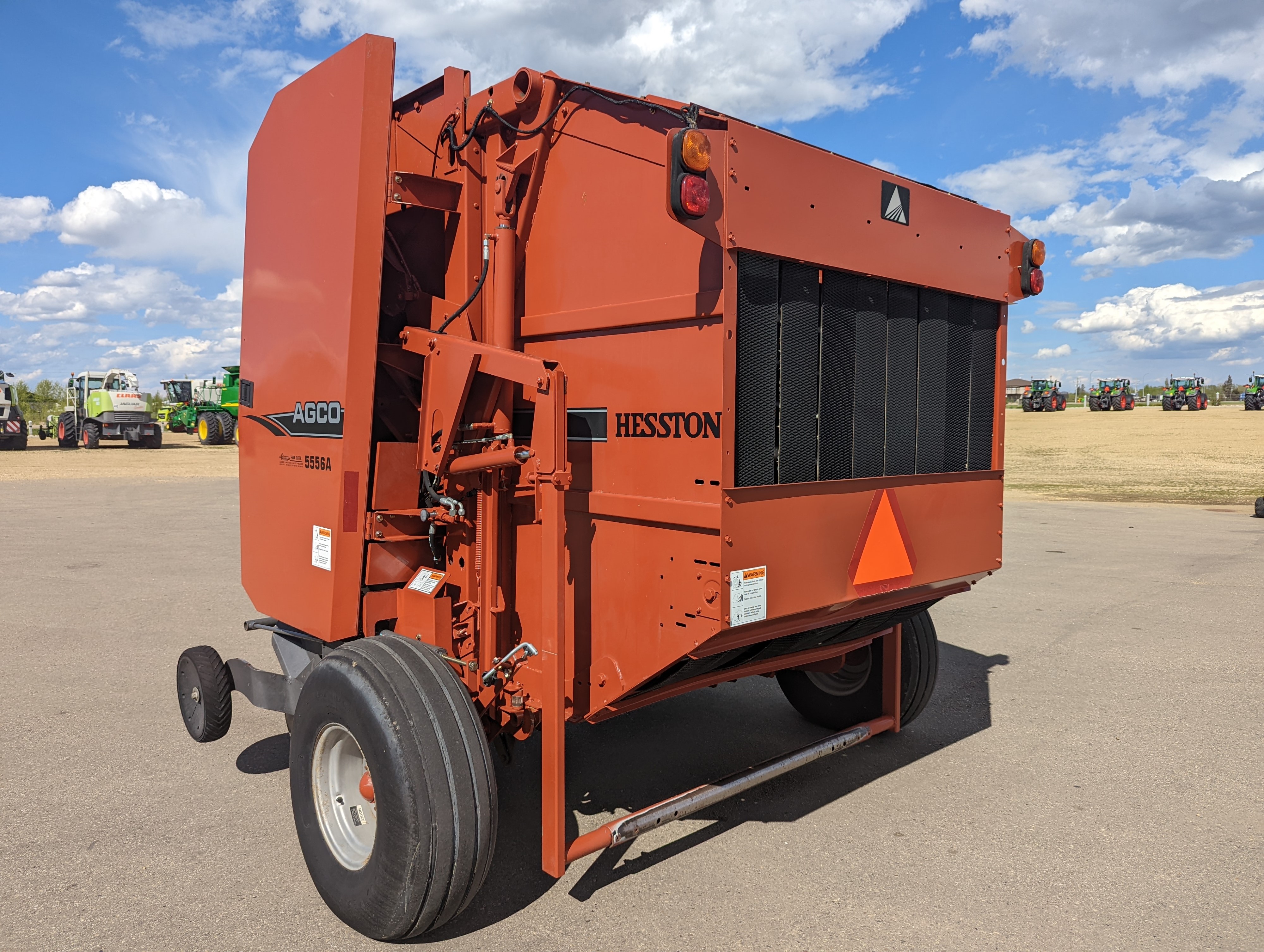 2008 AGCO Hesston 5556A Baler/Round