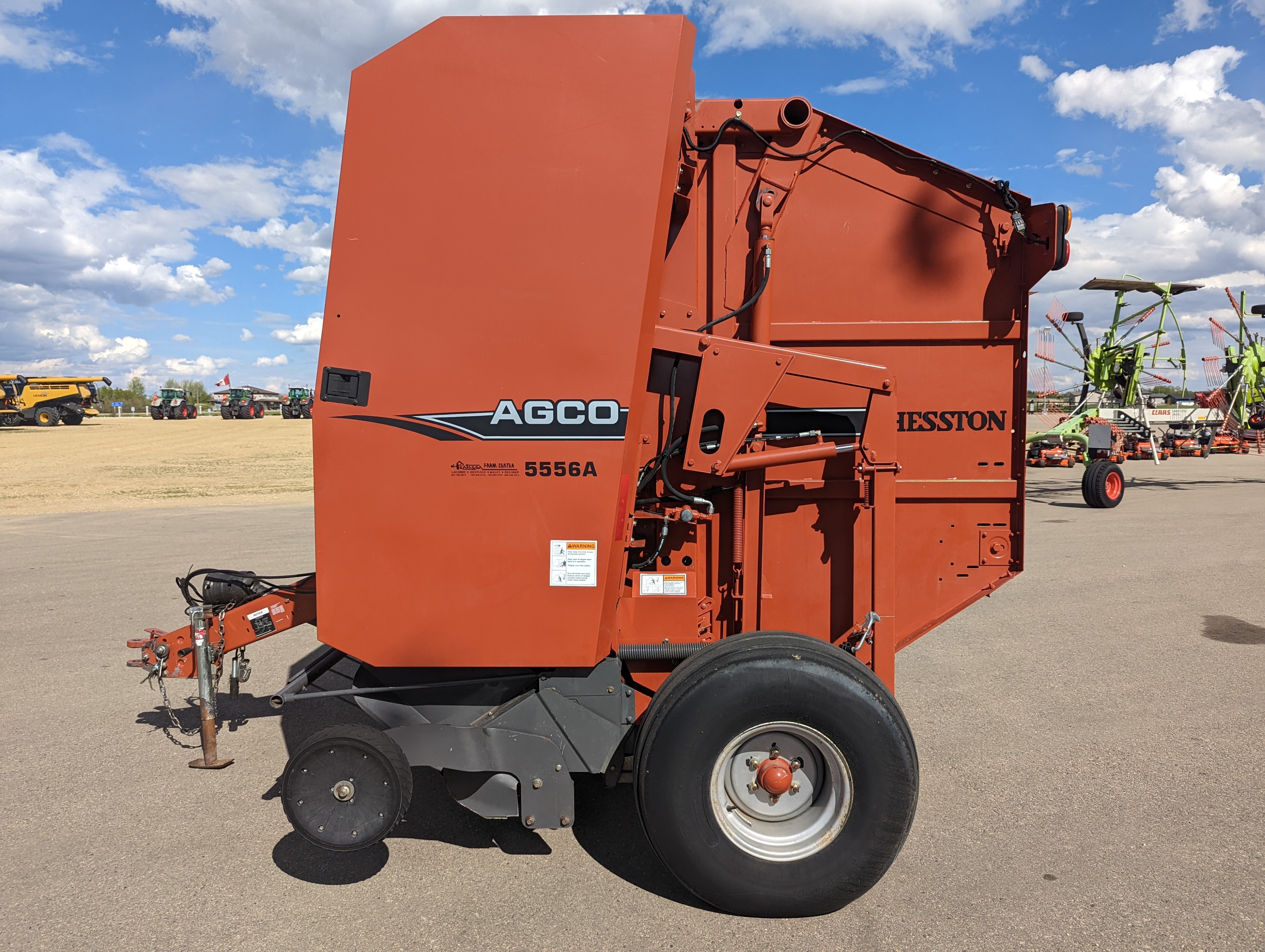 2008 AGCO Hesston 5556A Baler/Round