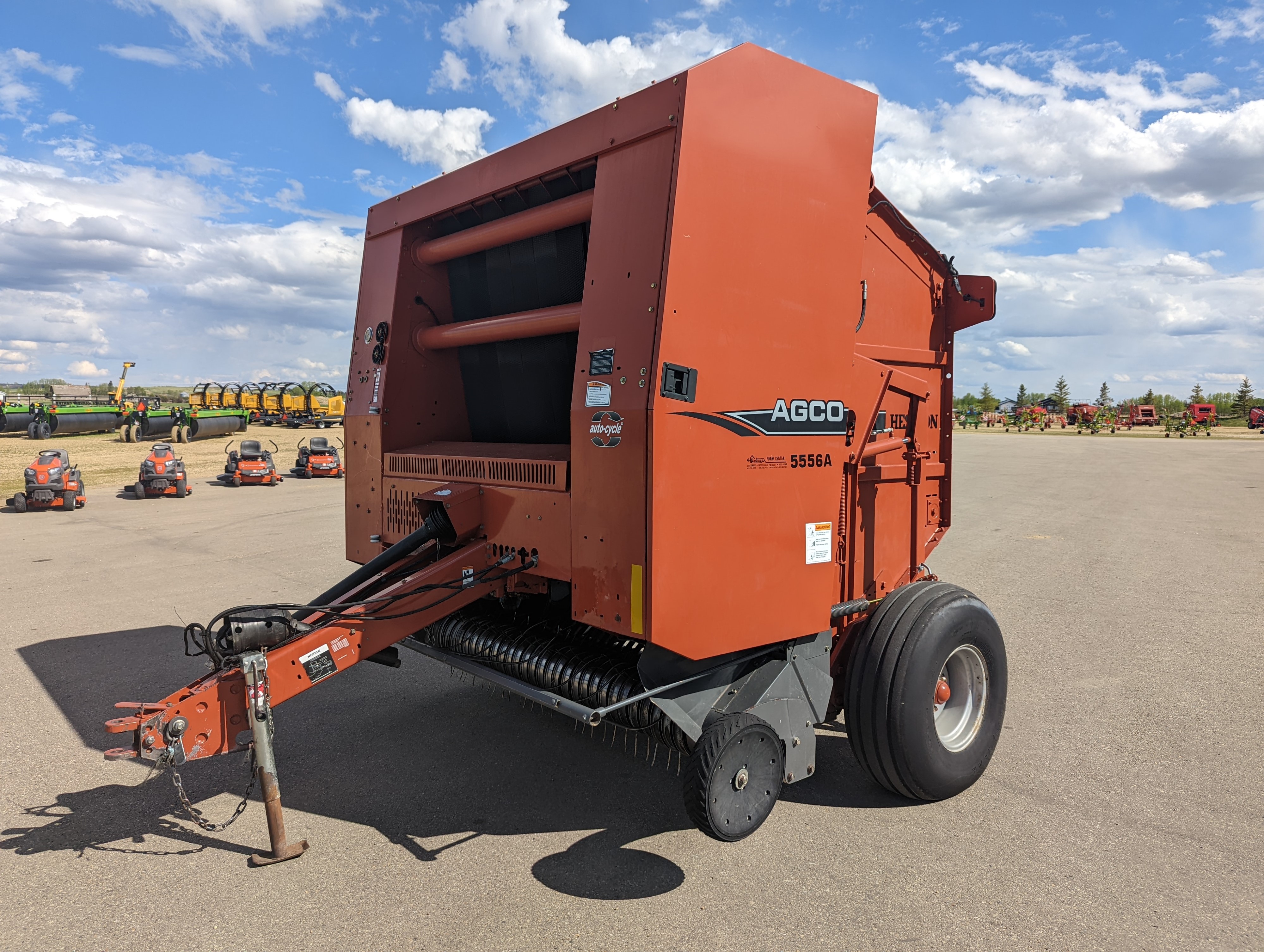 2008 AGCO Hesston 5556A Baler/Round